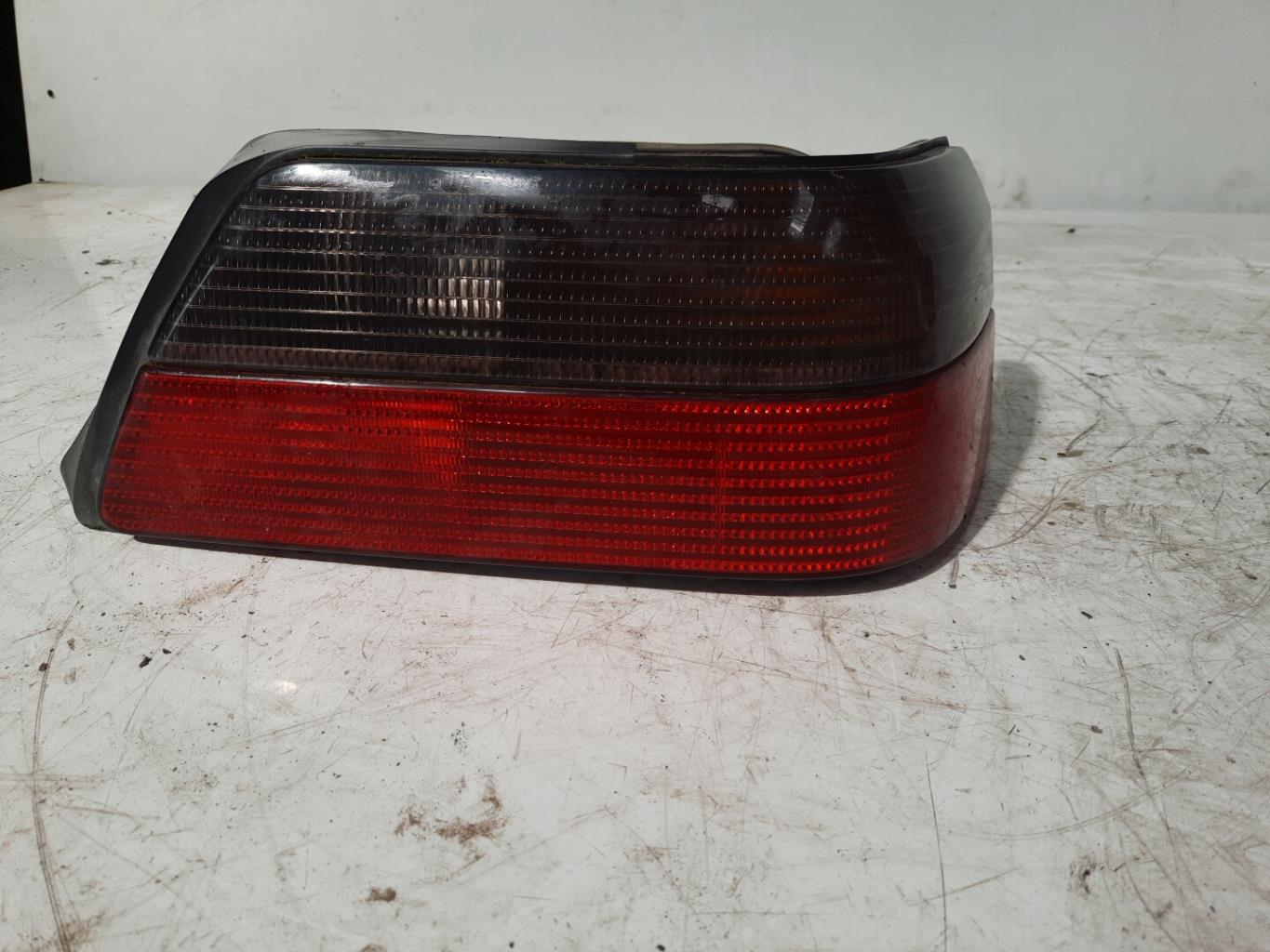 Fanale posteriore principale destro (luci) PEUGEOT 605 PHASE 2 Gasolina - 1