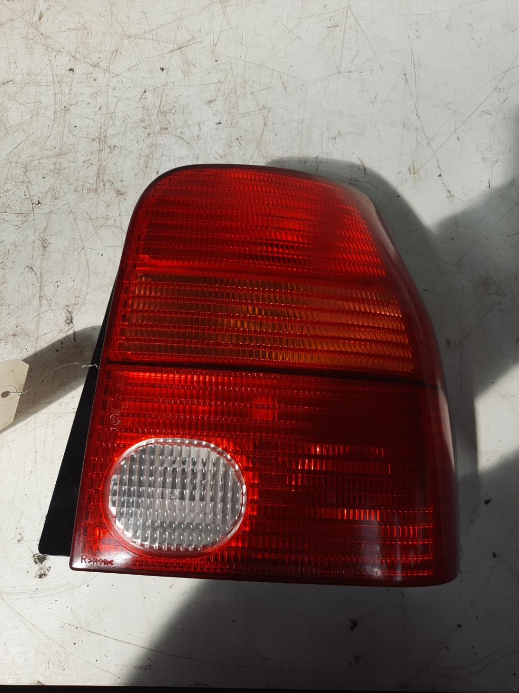 Fanale posteriore principale destro (luci) VOLKSWAGEN LUPO Gasolina - 1