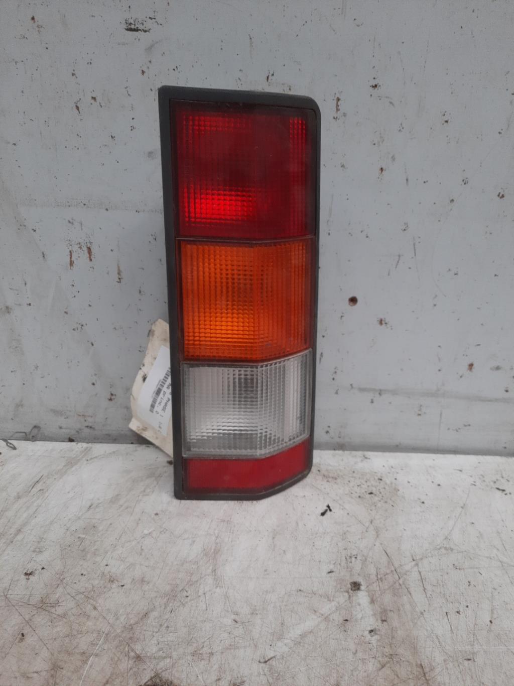 Fanale posteriore principale destro (luci) RENAULT EXPRESS PHASE 1 Diésel - 1