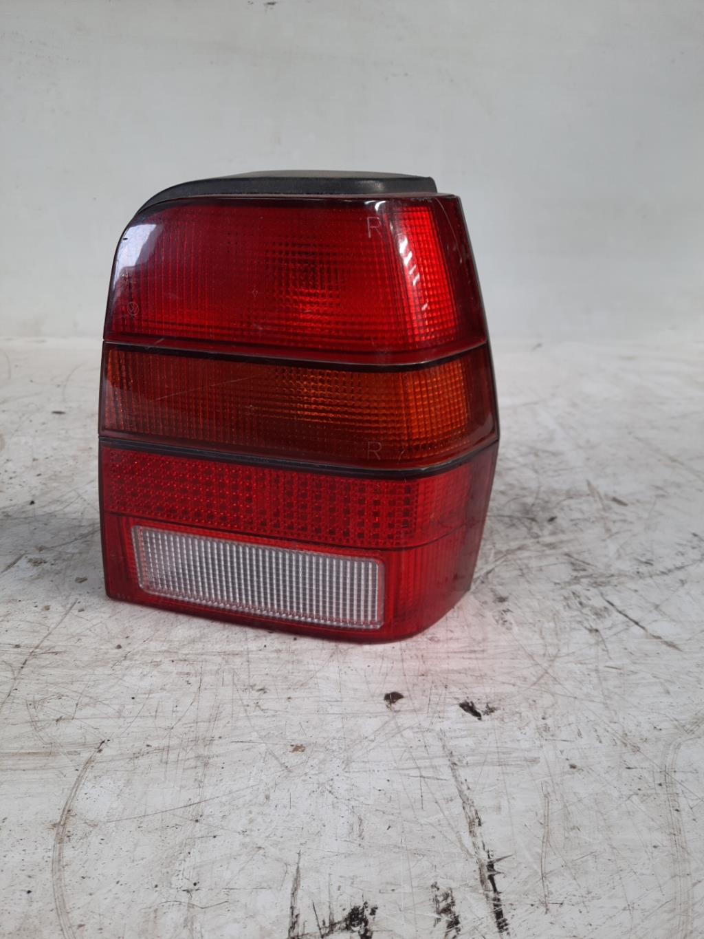 Fanale posteriore principale destro (luci) VOLKSWAGEN POLO 2 PHASE 2 Gasolina - 1