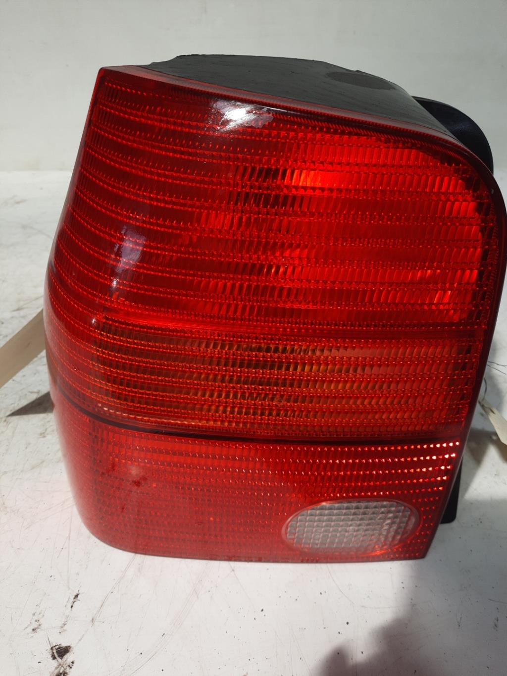 Fanale posteriore principale sinistro (luci) VOLKSWAGEN LUPO Gasolina - 1