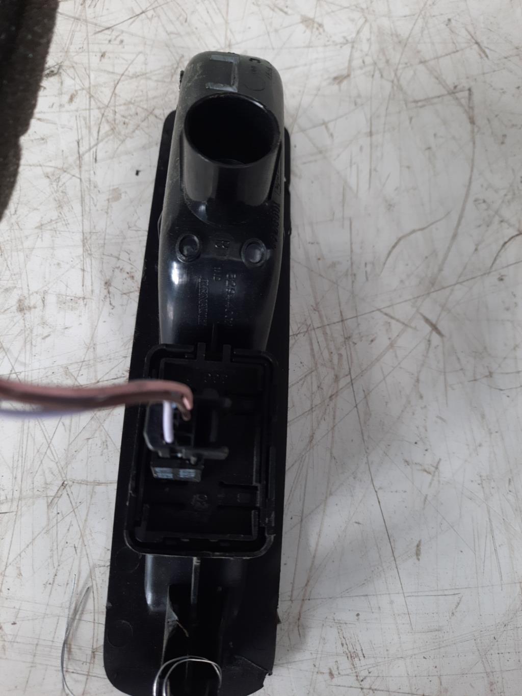 Interruttore lavacristalli posteriore sinistro RENAULT LAGUNA 3 PHASE 1 Diésel - 1