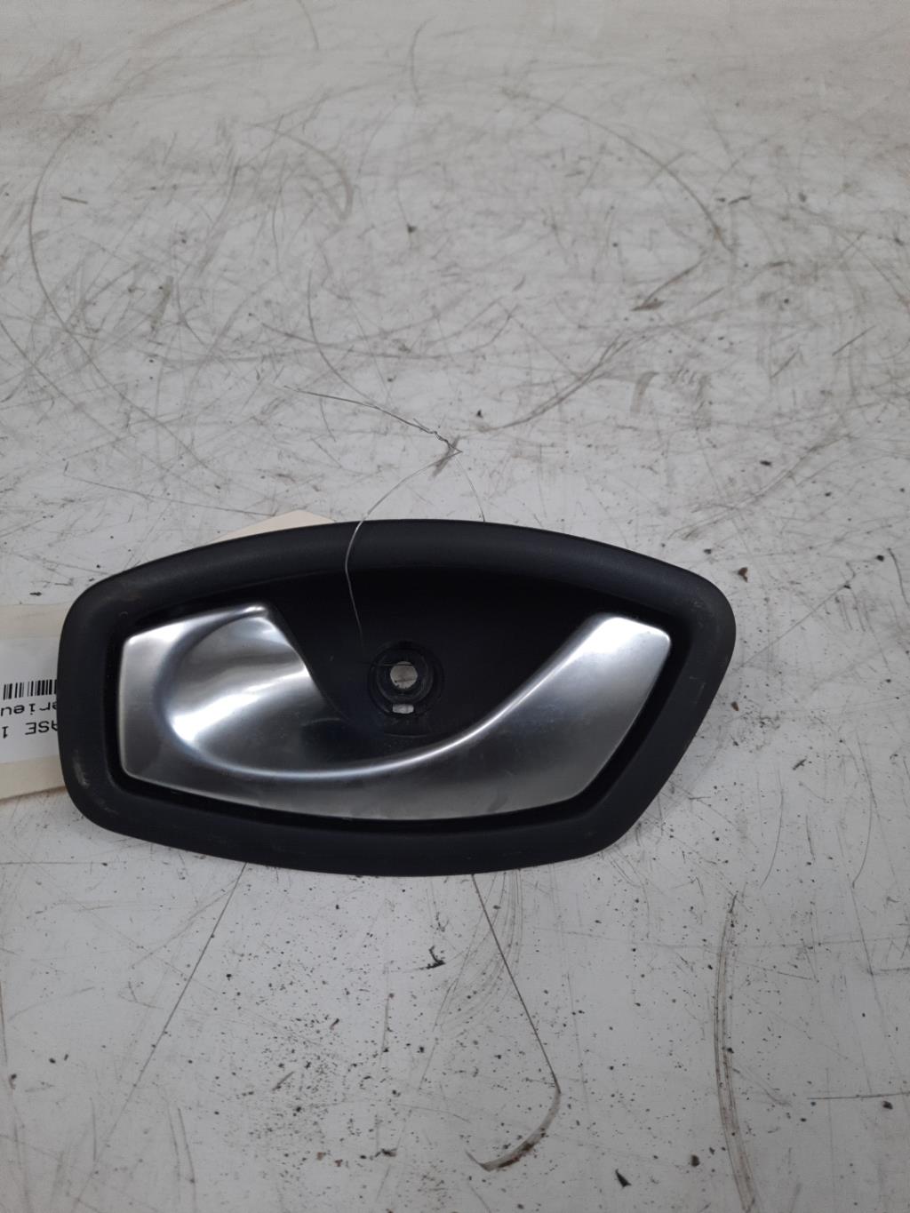 Maniglia interna posteriore sinistra RENAULT LAGUNA 3 PHASE 1 Diésel - 1