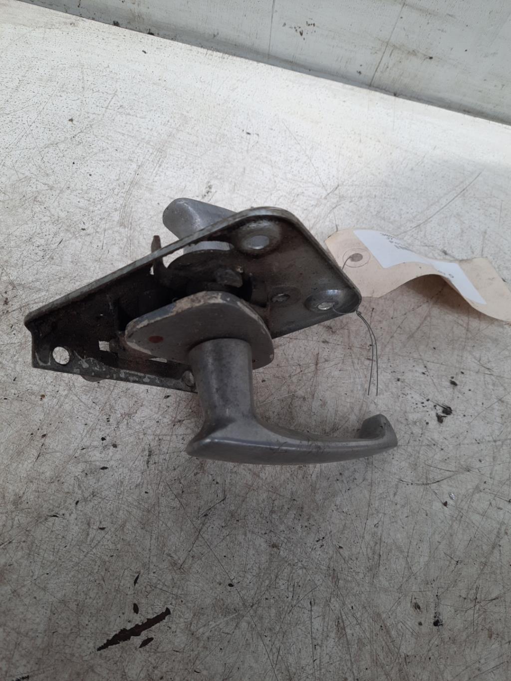 Maniglia portiera anteriore destra PEUGEOT J7 Diésel - 1