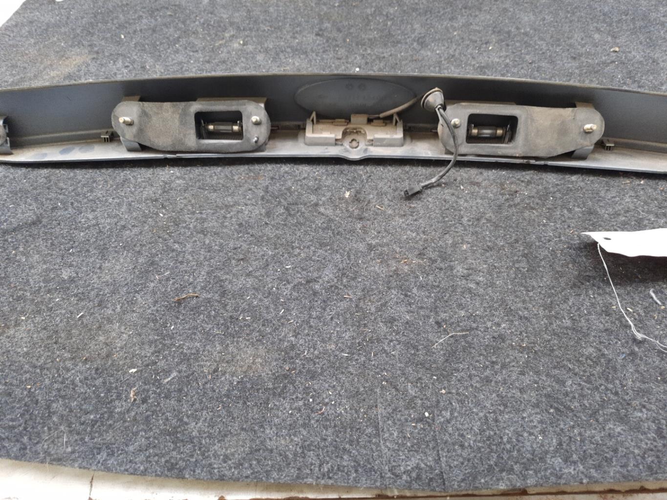 Baguette de coffre FORD MONDEO 2 Diesel - 1
