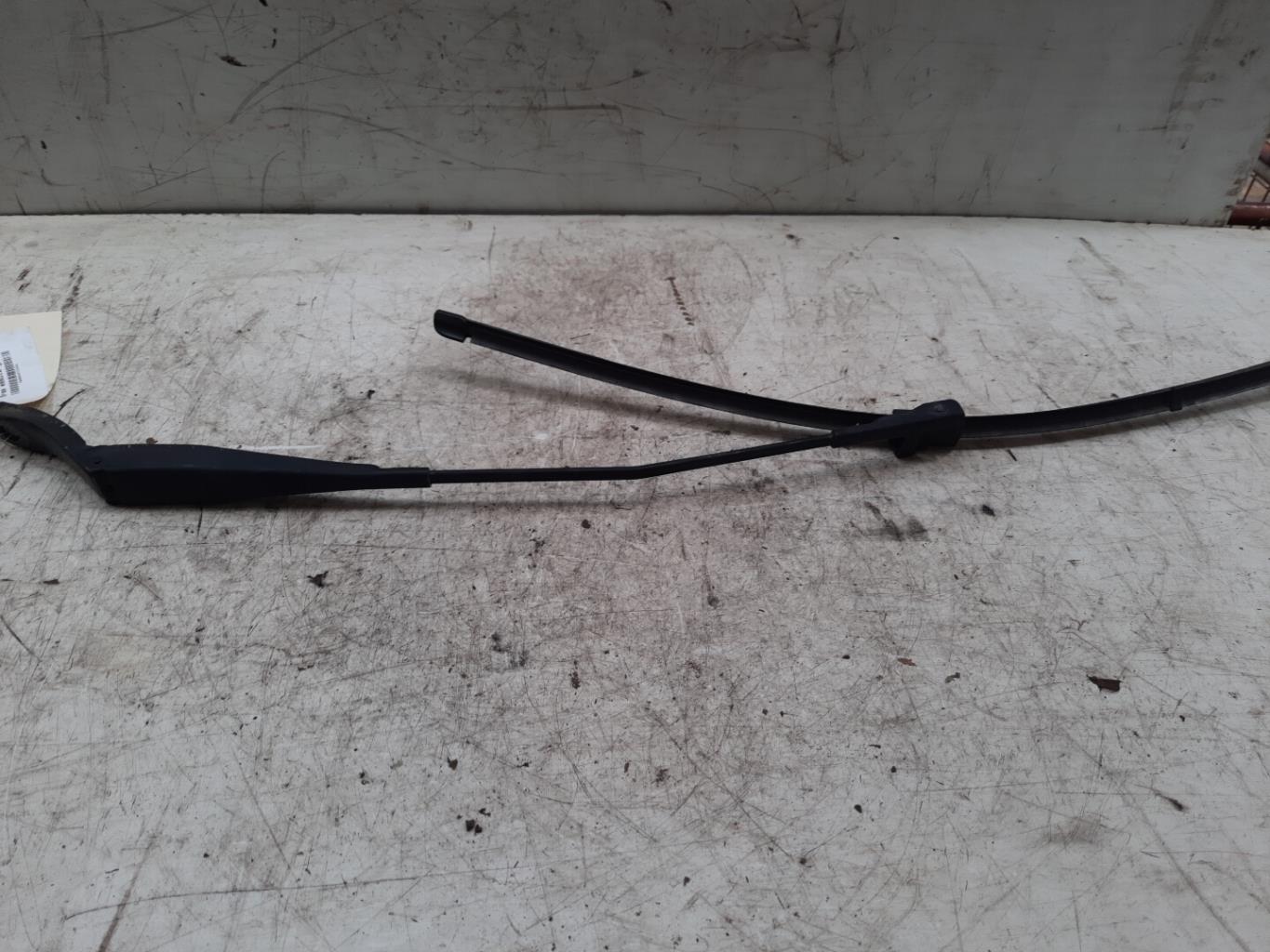 Braccio tergicristallo anteriore sinistro PEUGEOT 207 Gasolina - 1