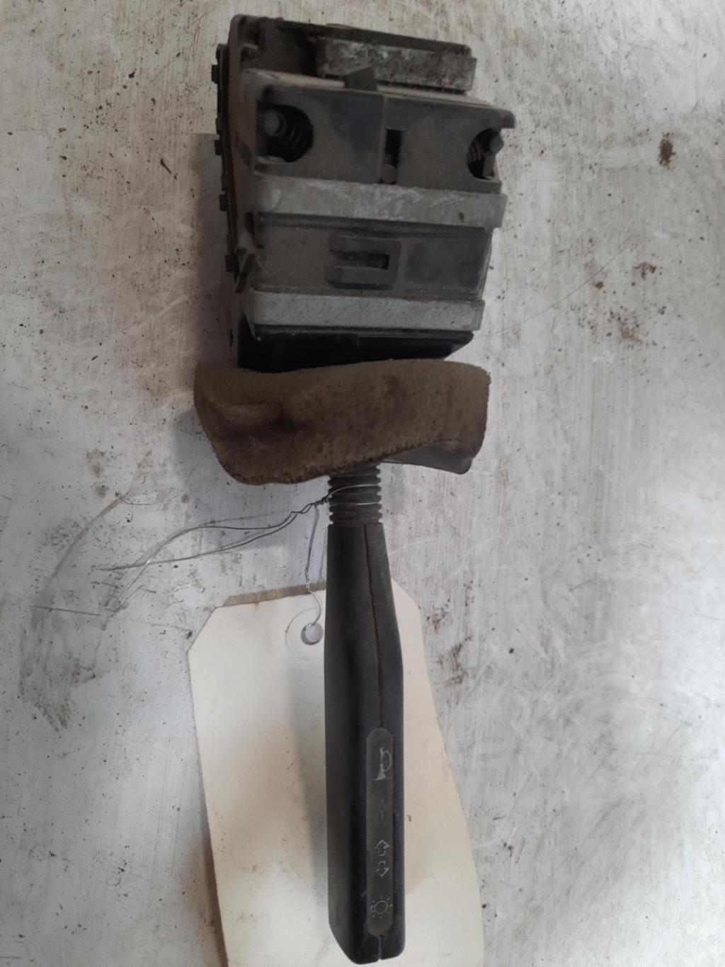 Commodo phare PEUGEOT 405 PHASE 1 Essence - 1