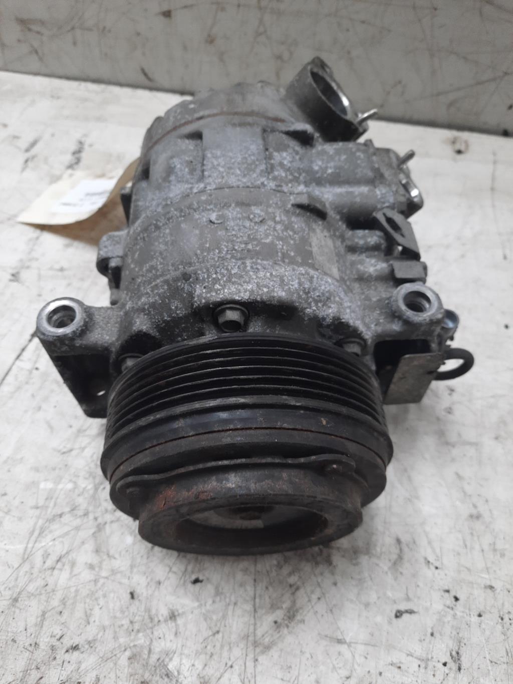 Compresseur clim BMW SERIE 1 E81 Diesel - 1