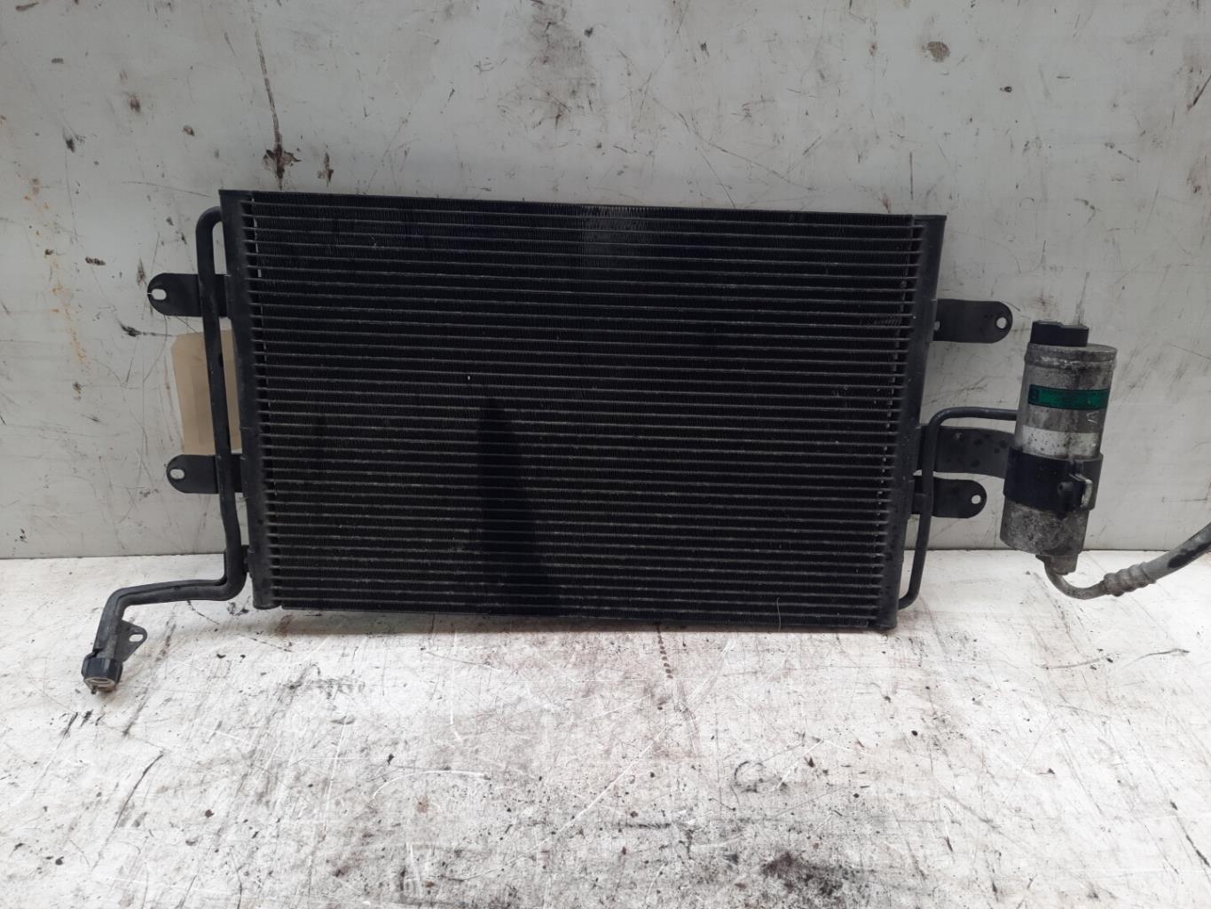 Condenseur de clim VOLKSWAGEN GOLF 4 Diesel - 1