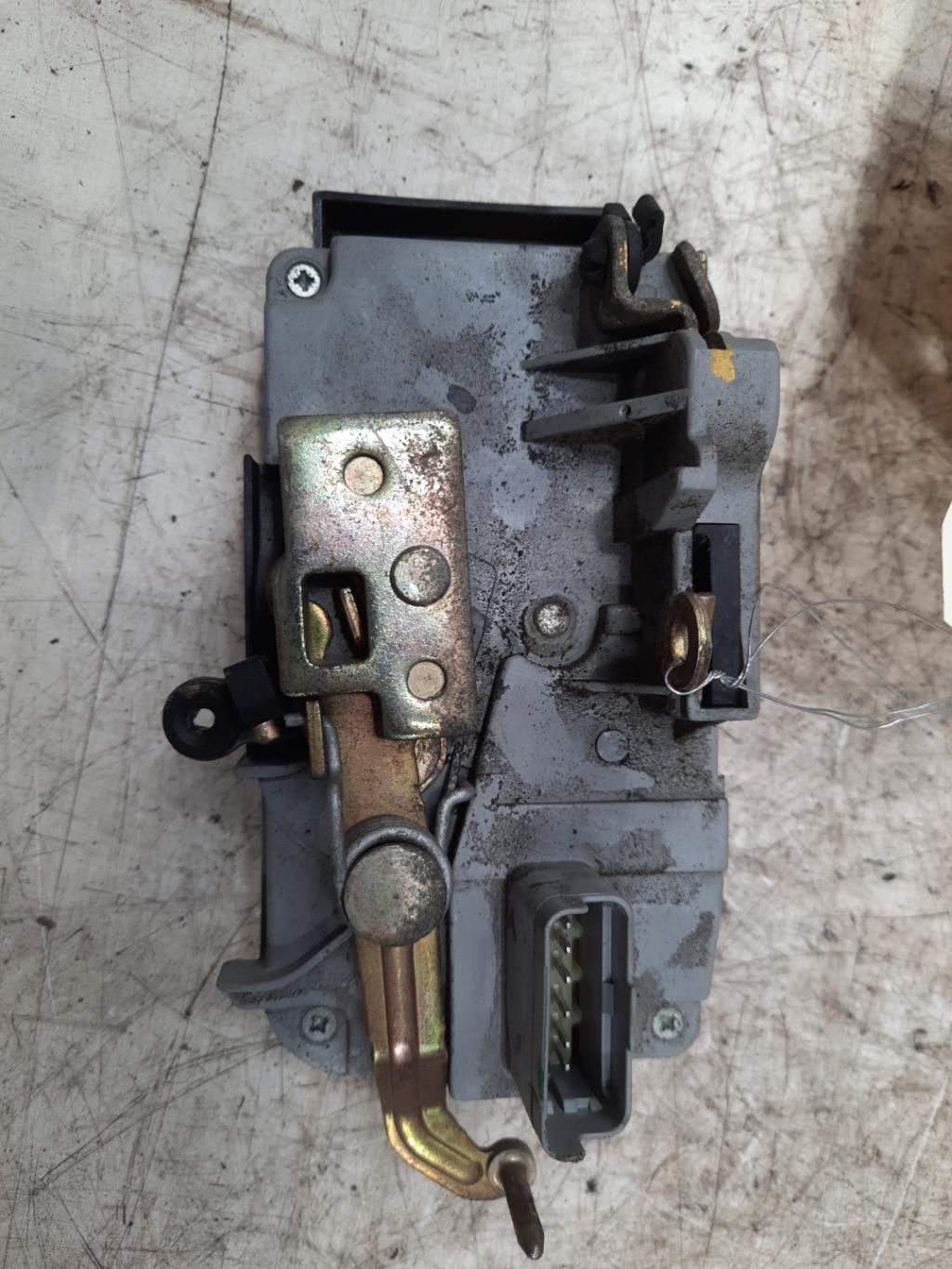 Chiusura centralizzata posteriore sinistra PEUGEOT 807 Diésel - 1