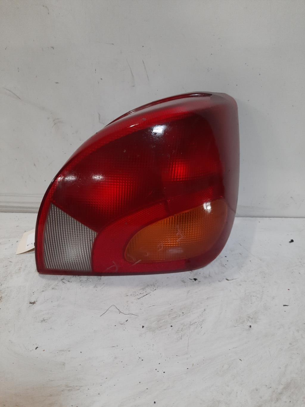 Fanale posteriore principale destro (luci) FORD FIESTA 4 PHASE 1 Gasolina - 1
