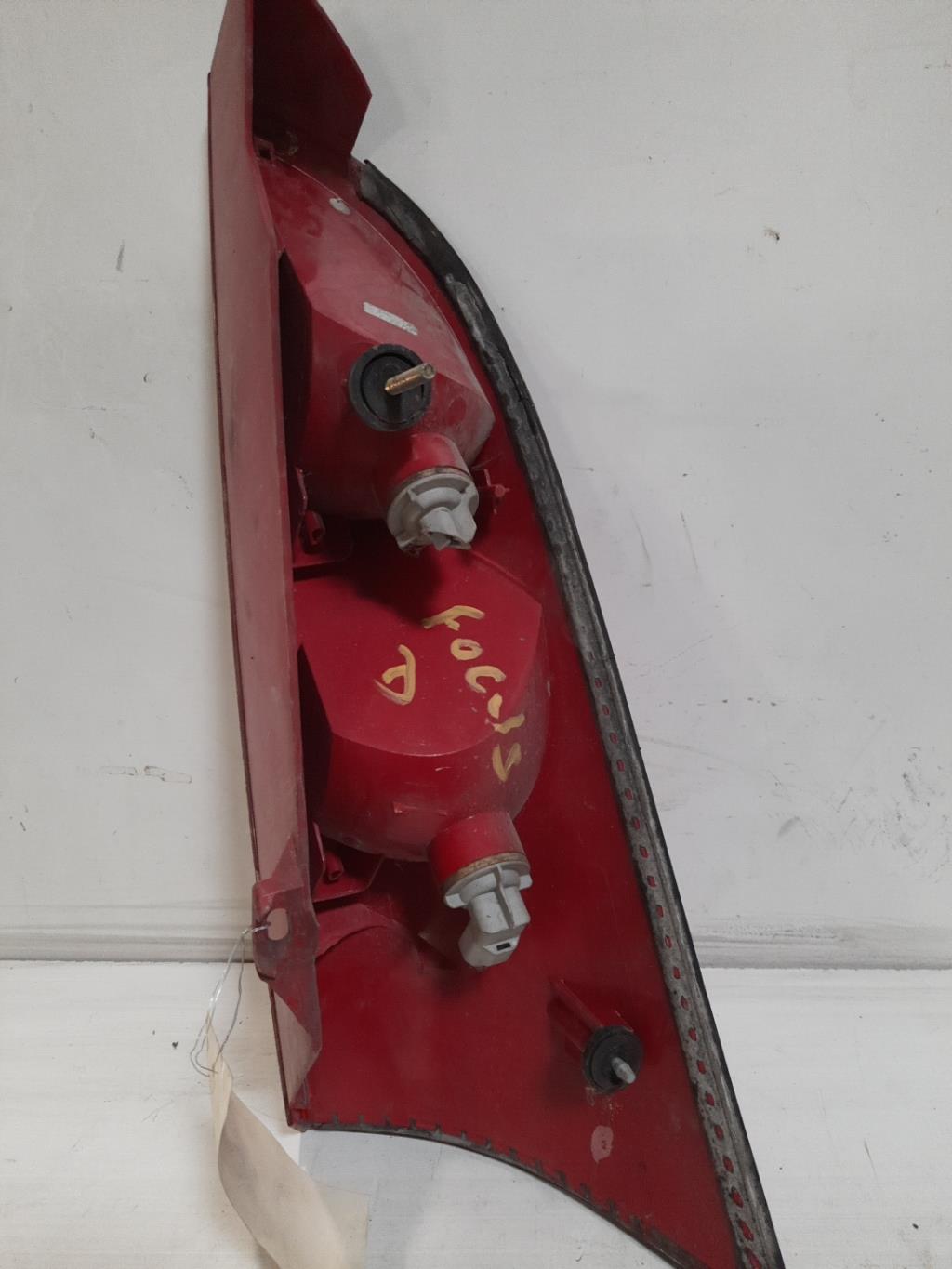 Fanale posteriore principale destro (luci) FORD FOCUS 1 Gasolina - 1