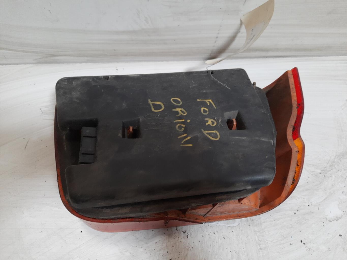 Fanale posteriore principale destro (luci) FORD ESCORT 5 PHASE 1 Gasolina - 1