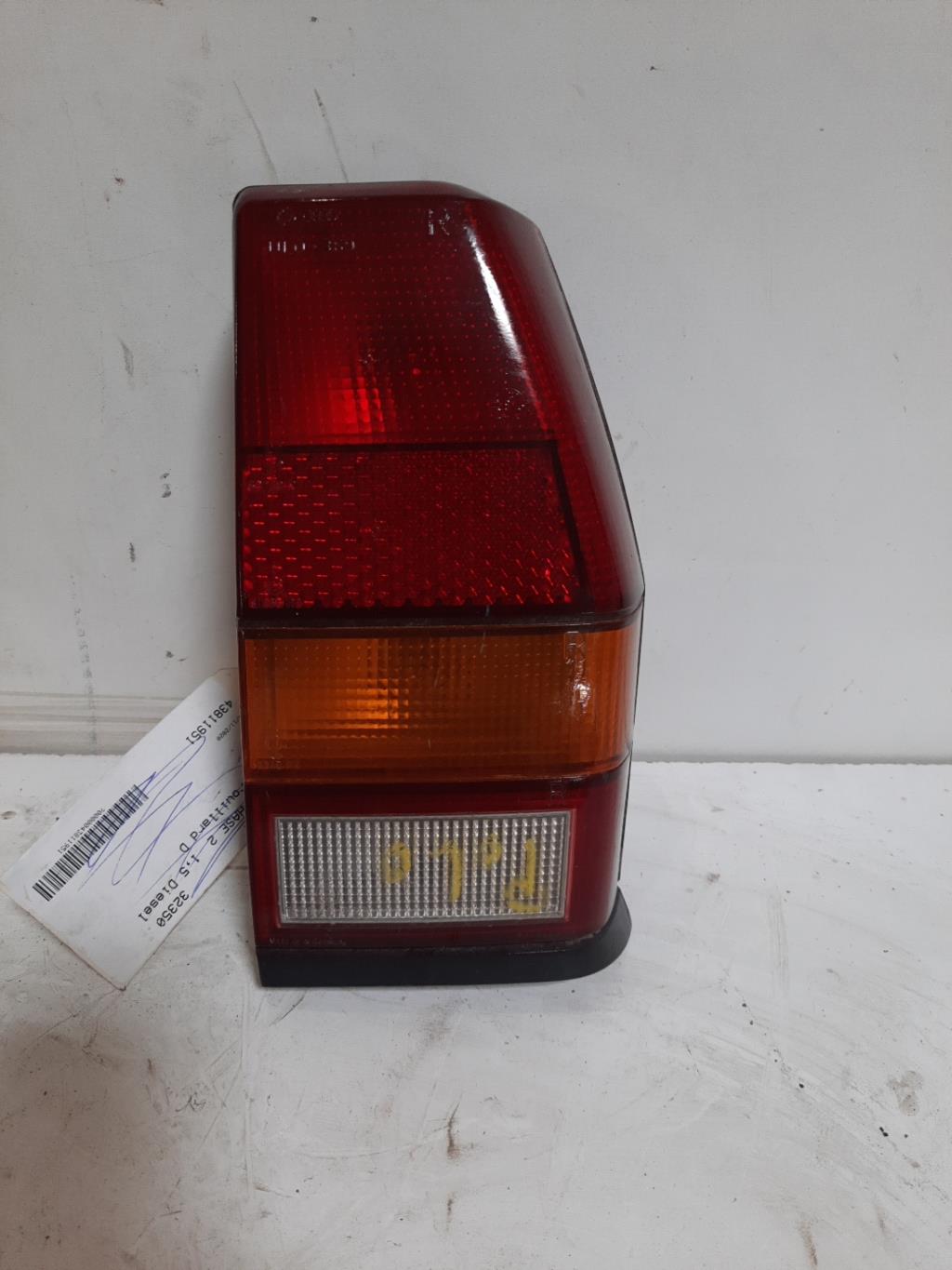 Fanale posteriore principale destro (luci) VOLKSWAGEN POLO 1  - 1