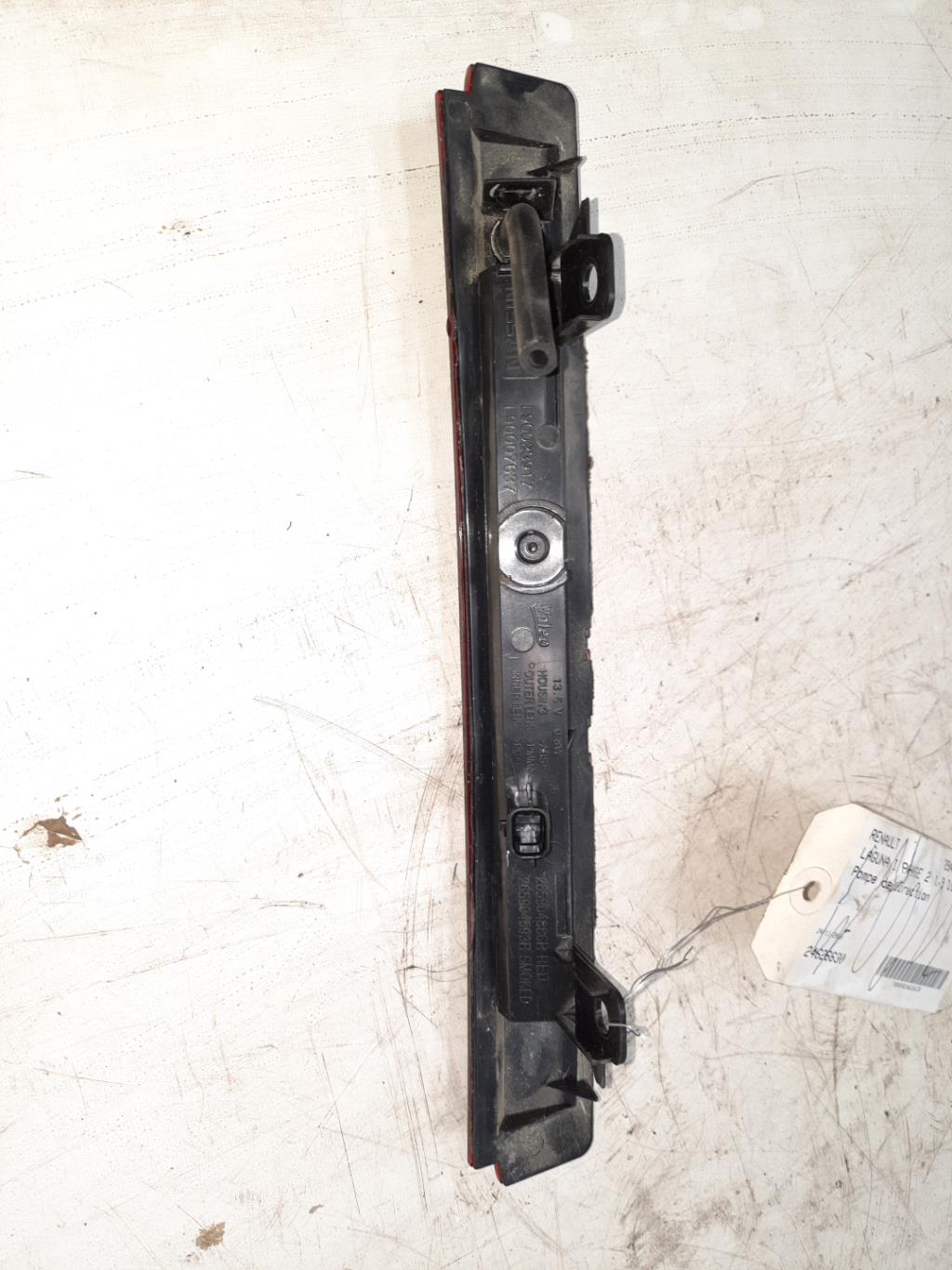 Feu arriere stop central RENAULT CLIO 4 Diesel - 1
