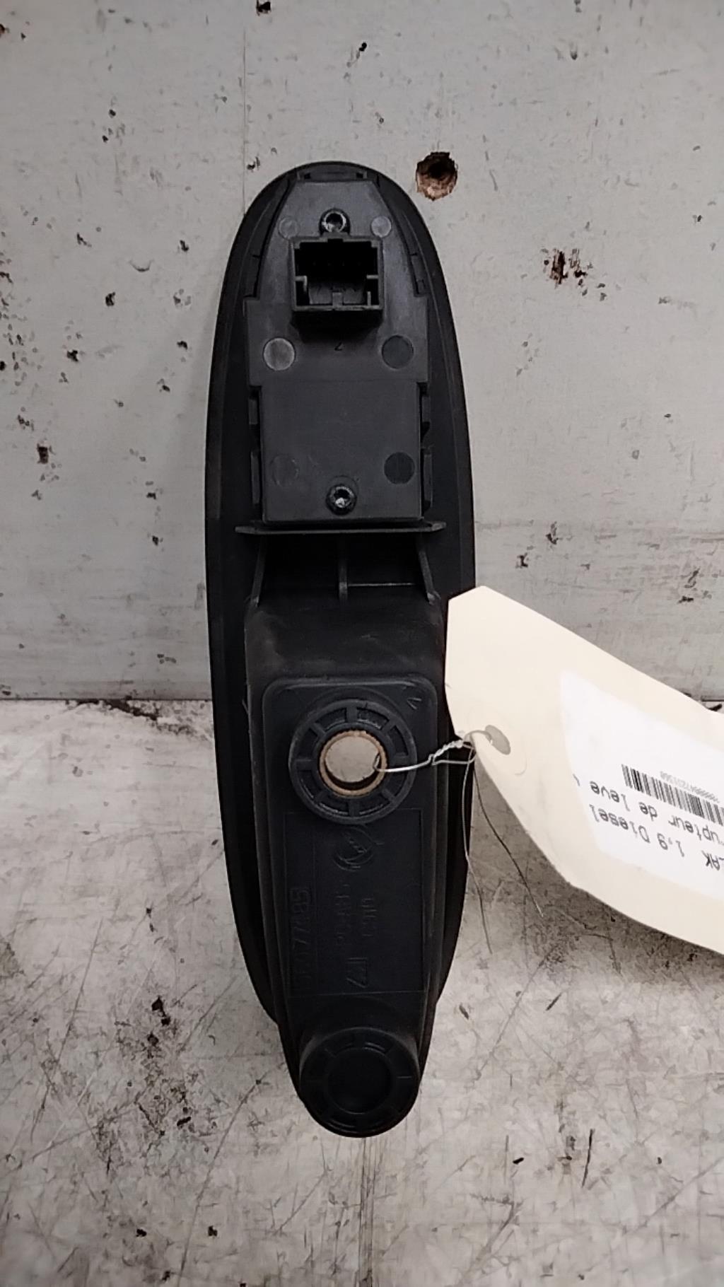 Interruttore lavacristalli posteriore sinistro ALFA ROMEO 159 BREAK Diésel - 1