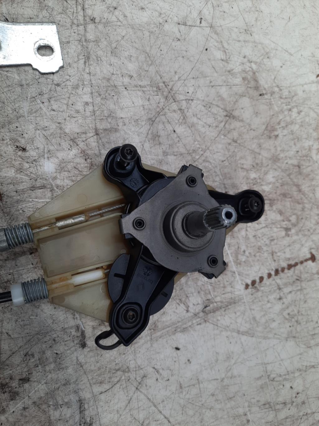 Alzacristalli manuale posteriore destro RENAULT MEGANE 3 PHASE 2 Diésel - 1