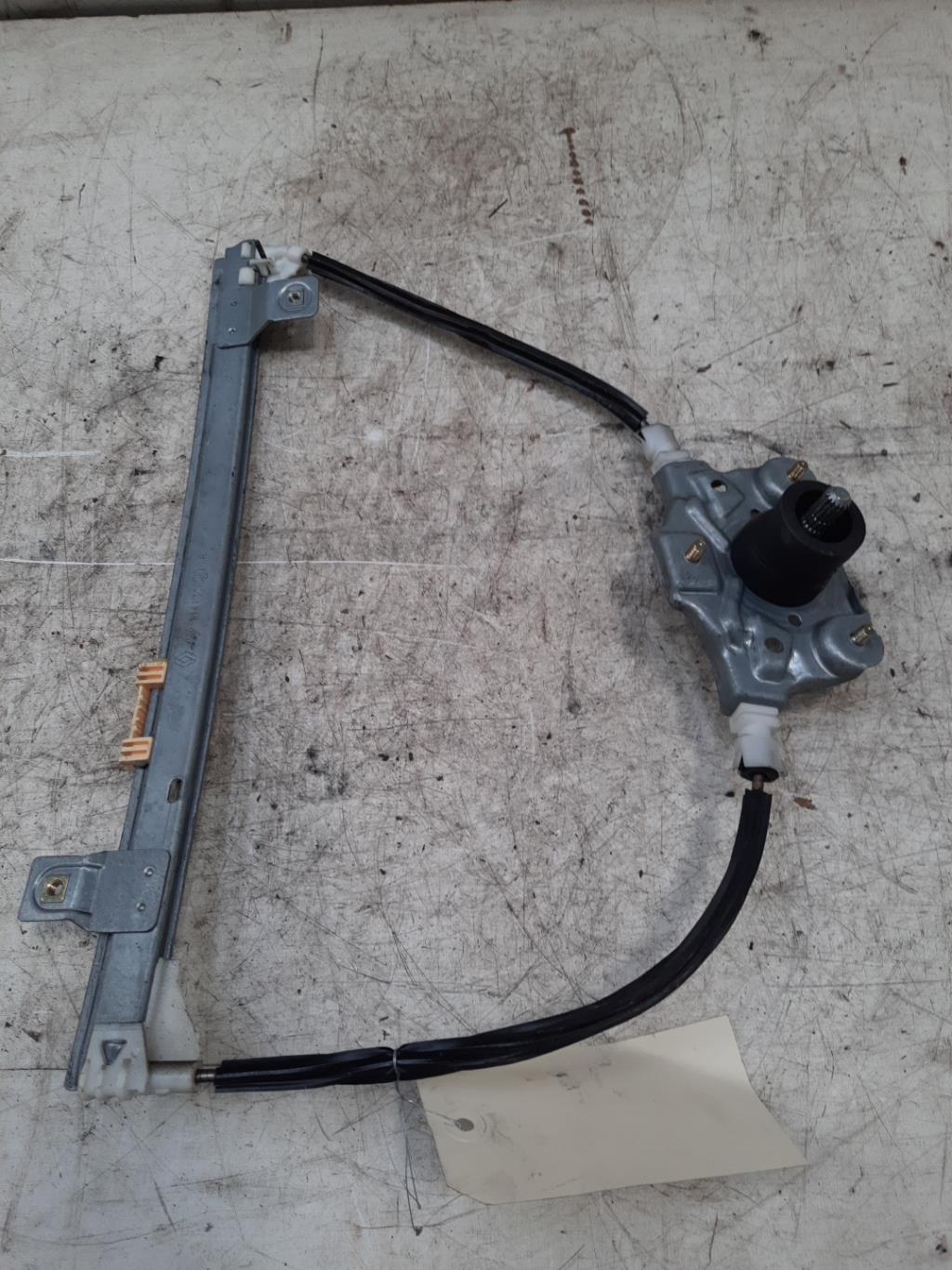 Alzacristalli manuale posteriore sinistro RENAULT SCENIC 1 PHASE 1 Diésel - 1