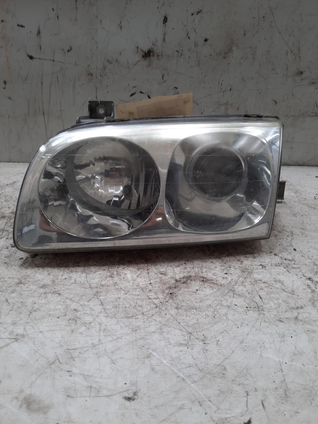 Gruppo ottico anteriore principale sinistro (luci)(faro) HYUNDAI TRAJET Diésel - 1