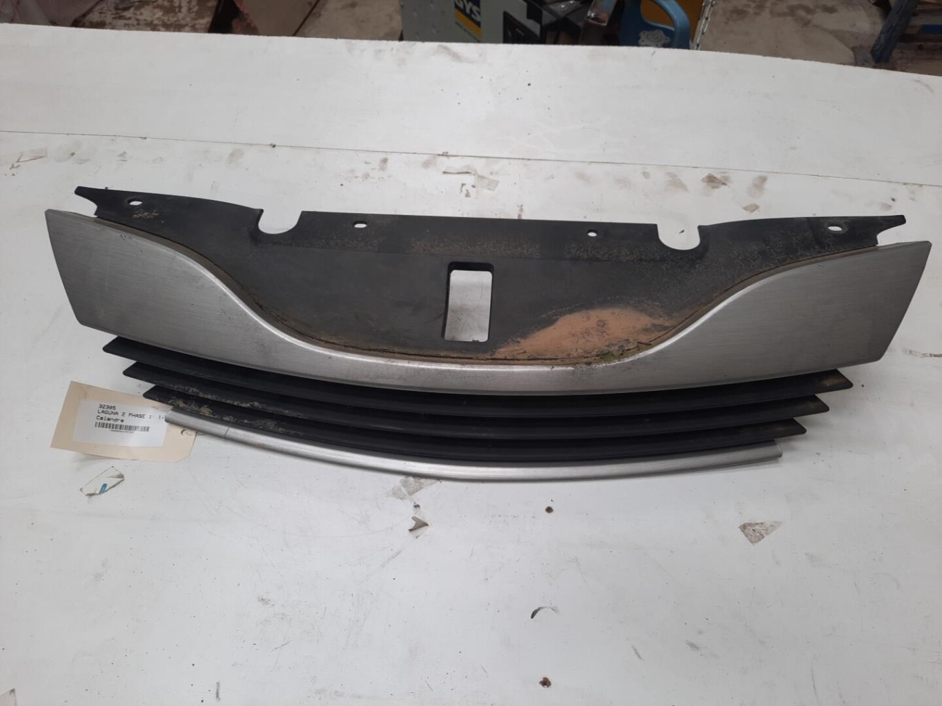 Calandre RENAULT LAGUNA 2 PHASE 1 Diesel - 1