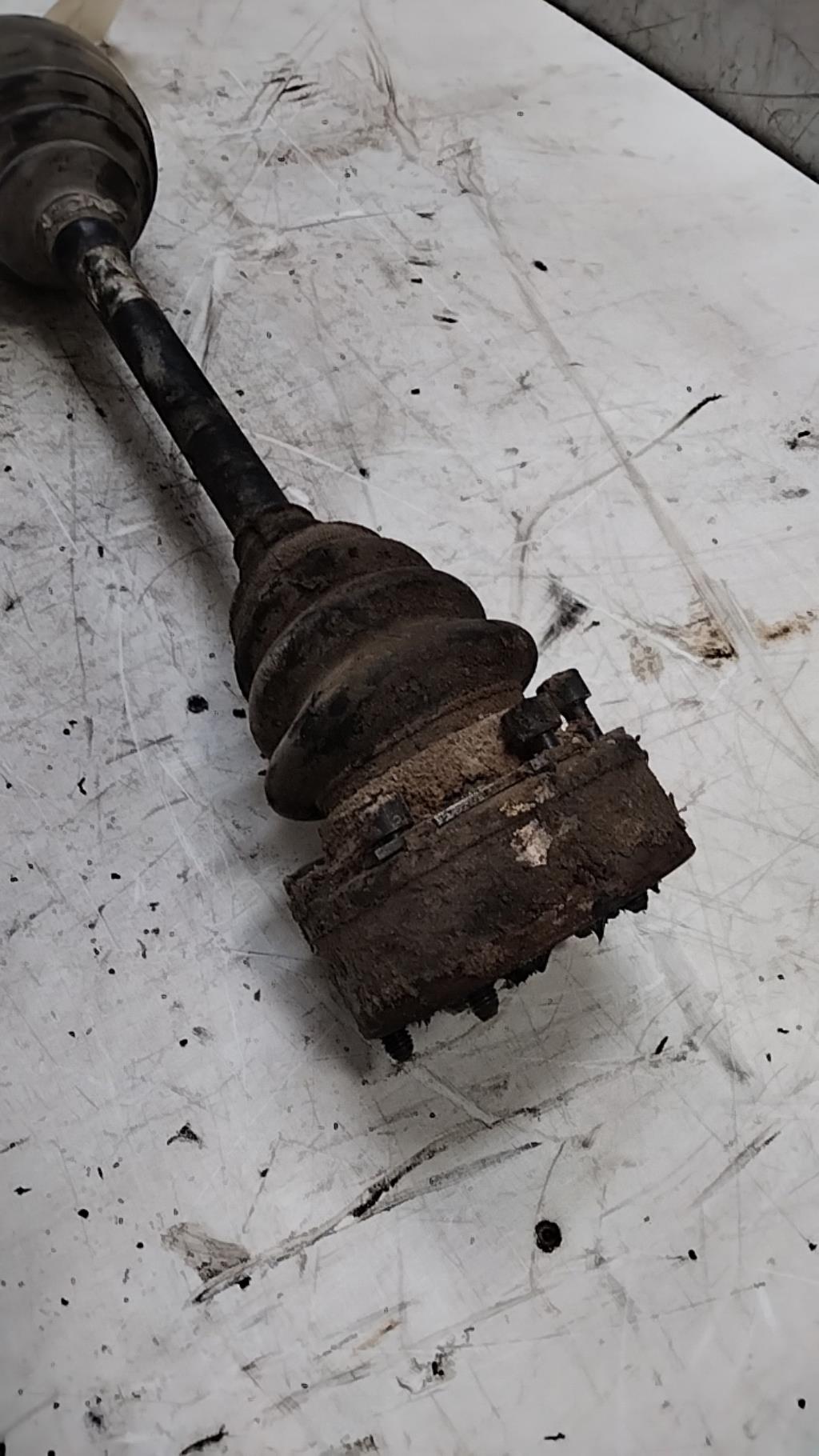 Giunto cardanico albero di trasmissione sinistro VOLKSWAGEN GOLF 3 Diésel - 1