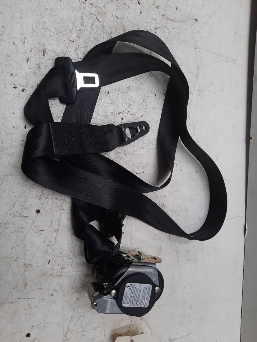 Cintura di sicurezza anteriore destra AUDI A4 2 PHASE 1 Diésel - 1