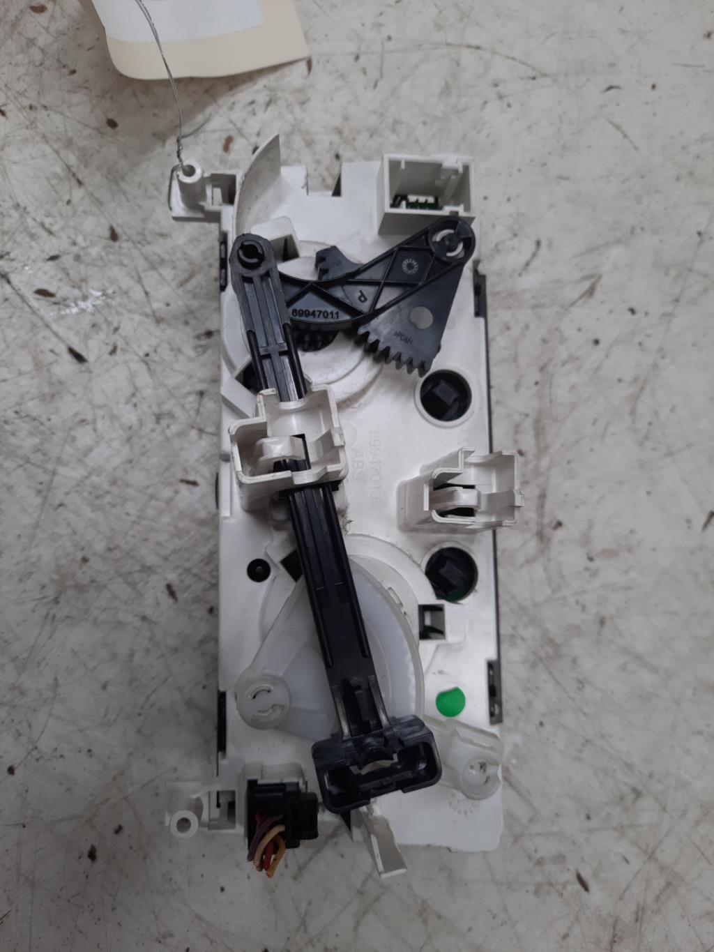 Commande chauffage PEUGEOT 308 1 SW PHASE 1 BREAK Diesel - 1