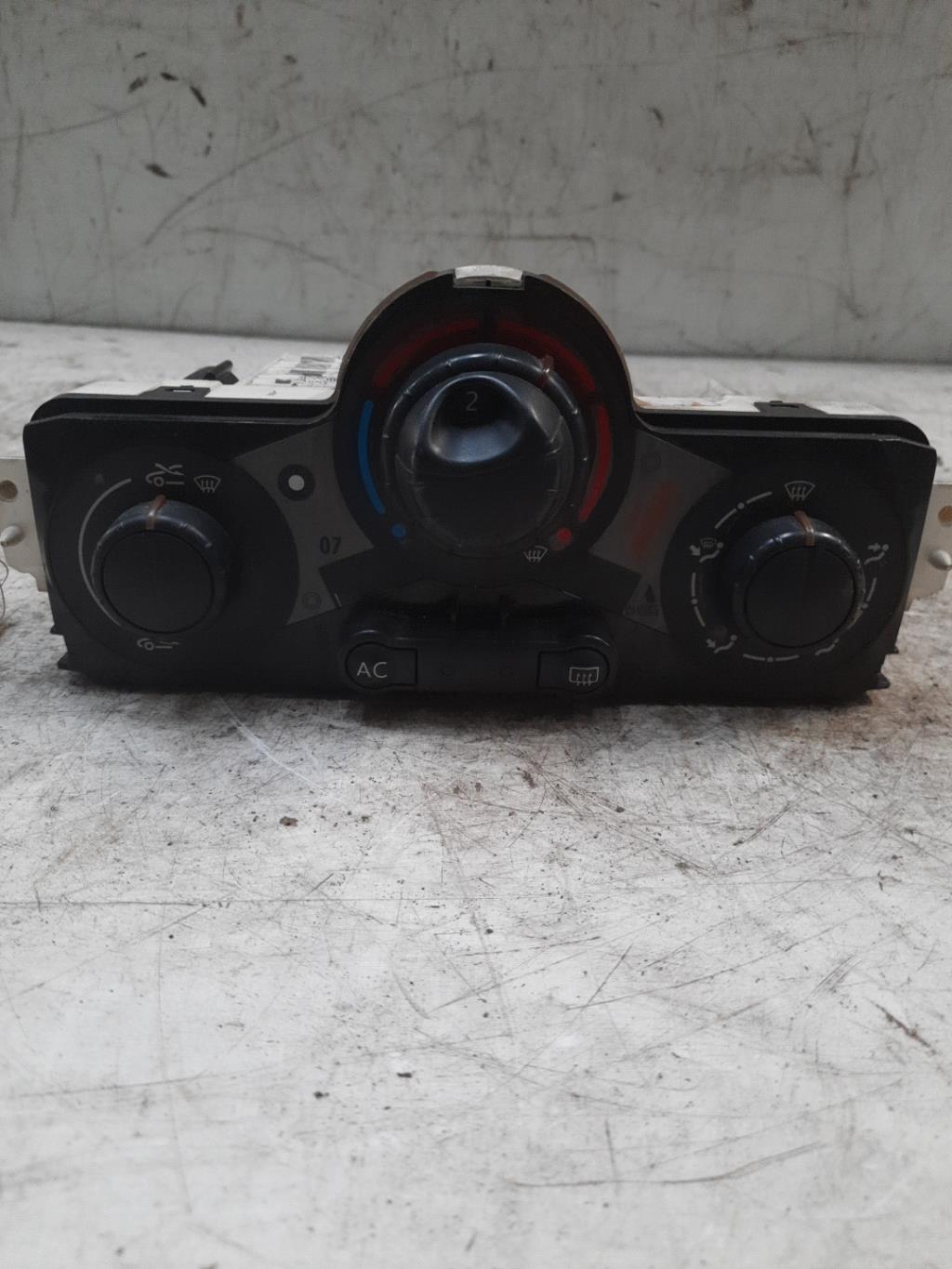 Commande chauffage RENAULT MEGANE 2 PHASE 1 Diesel - 1