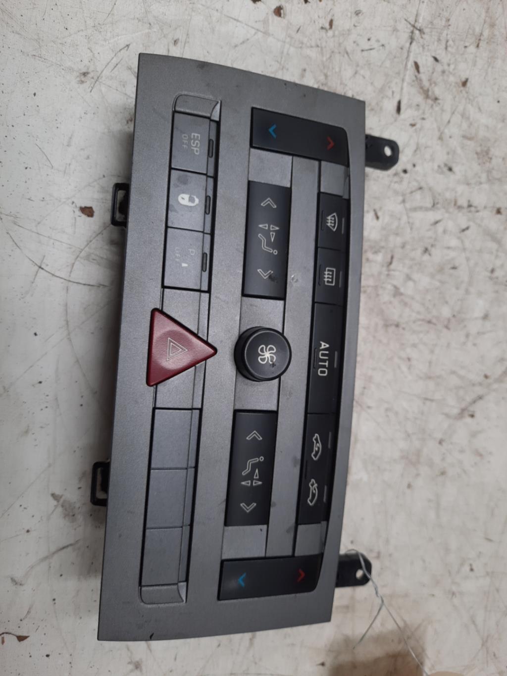 Commande chauffage CITROEN C5 1 PHASE 2 Diesel - 1