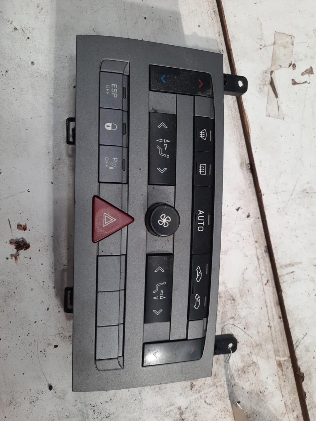 Commande chauffage CITROEN C5 1 PHASE 2 BREAK Essence - 1