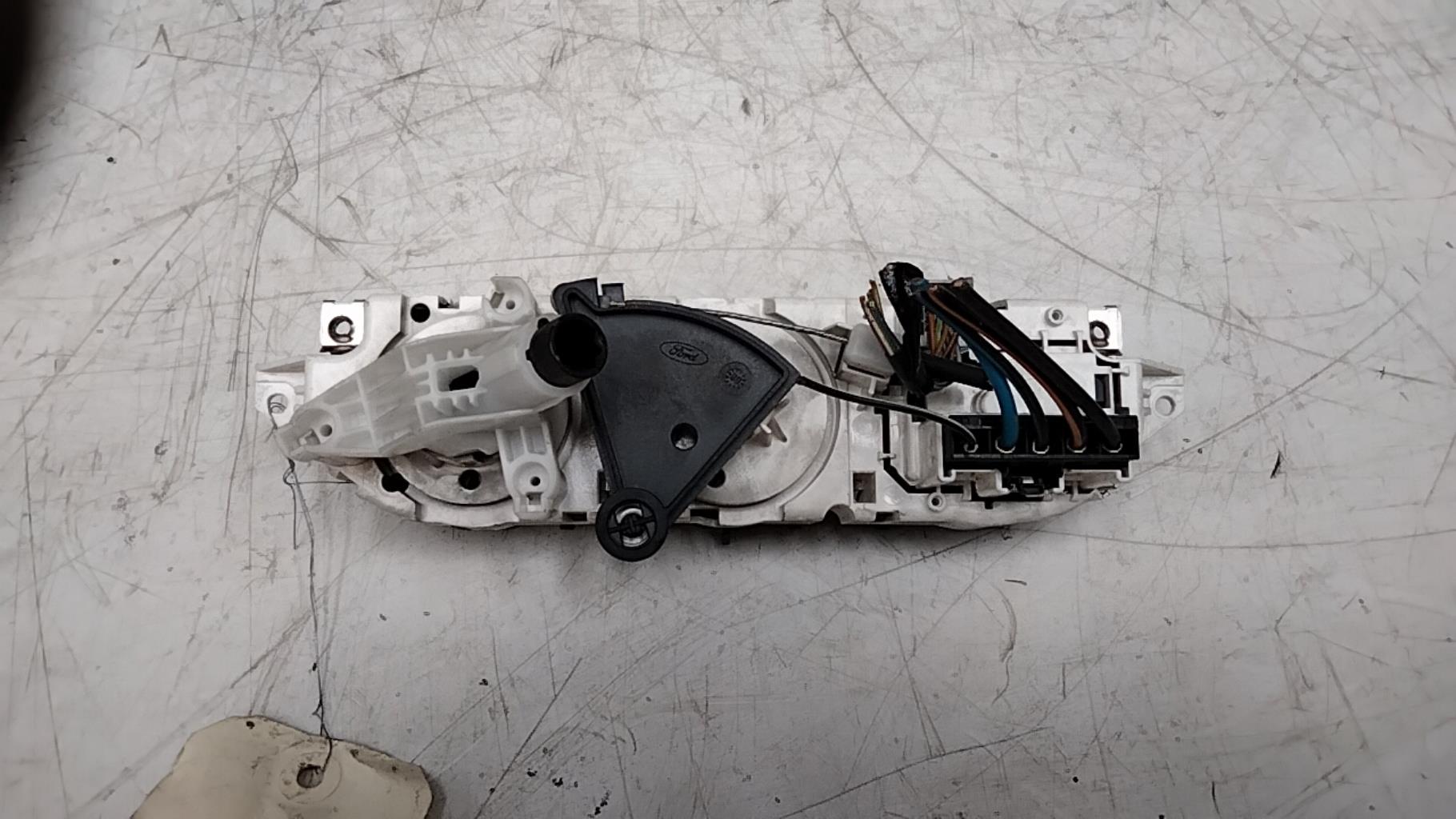 Commande chauffage FORD FOCUS 2 PHASE 2 Diesel - 1