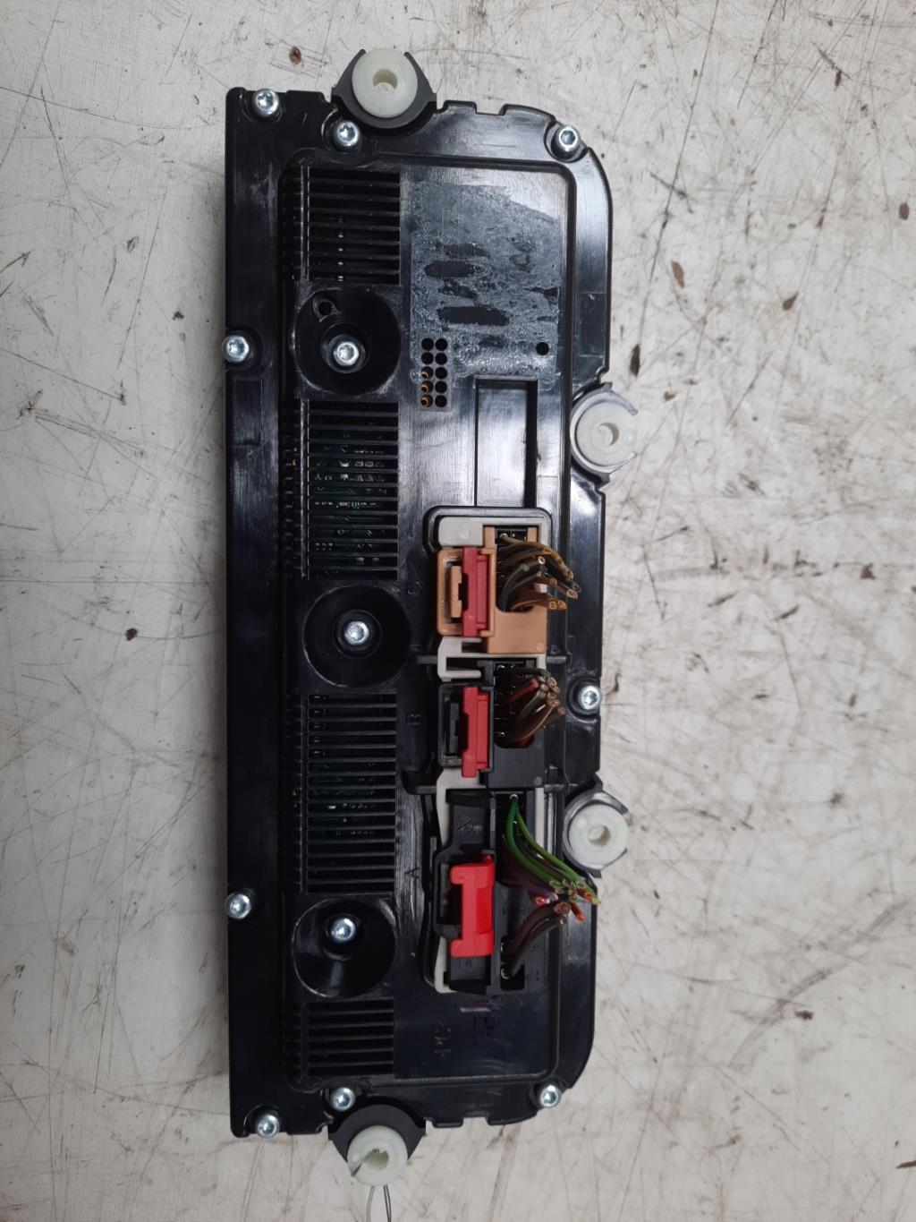 Commande chauffage VOLKSWAGEN GOLF 5 Diesel - 1