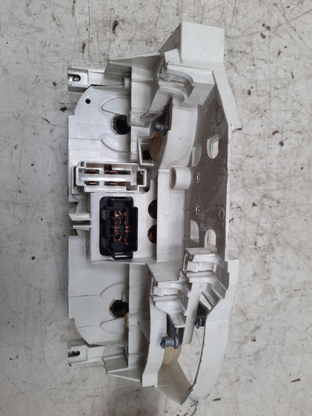 Commande chauffage VOLKSWAGEN POLO 3 PHASE 2 Diesel - 1