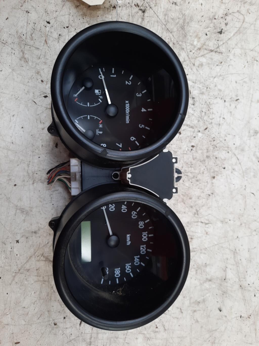 Compteur DAEWOO KALOS Essence - 1
