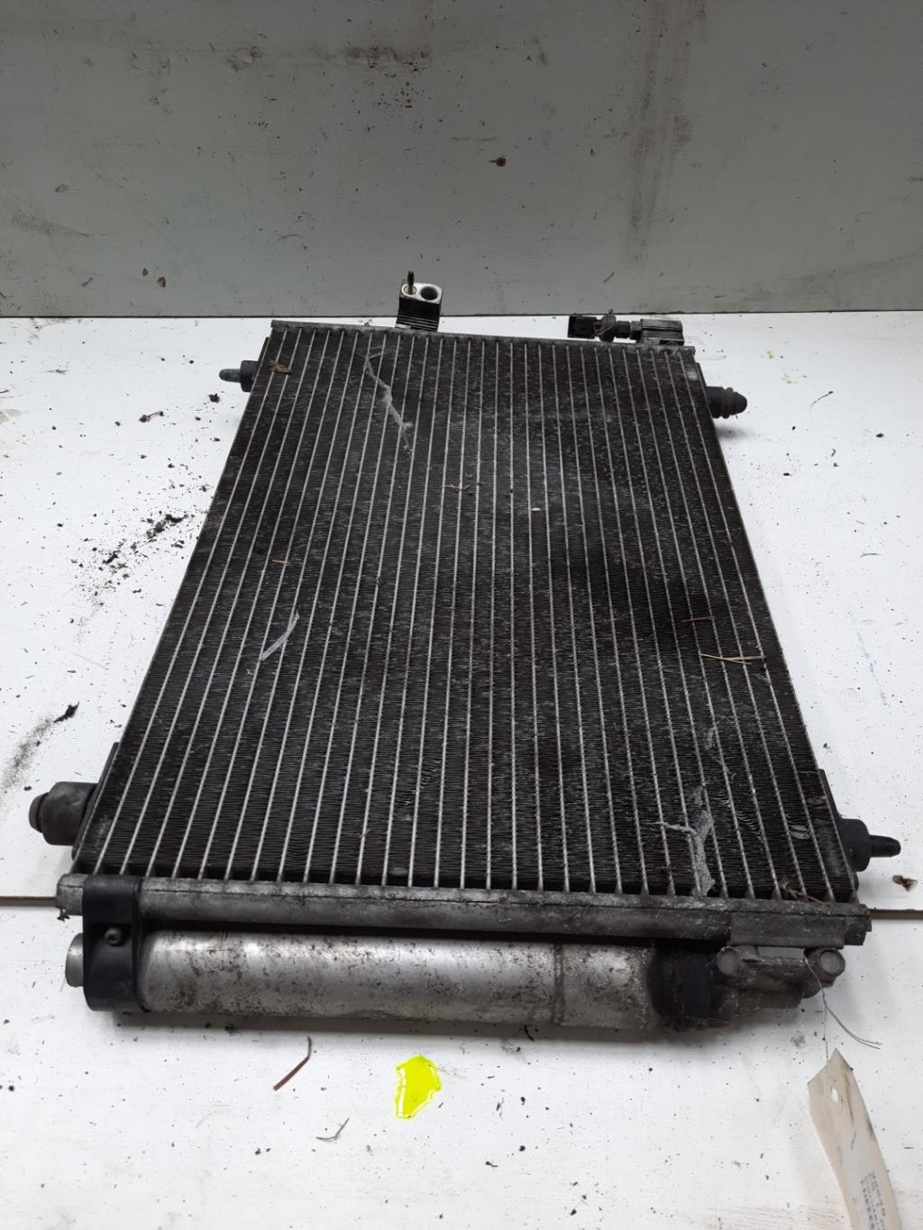 Condenseur de clim CITROEN C5 1 PHASE 2 BREAK Essence - 1