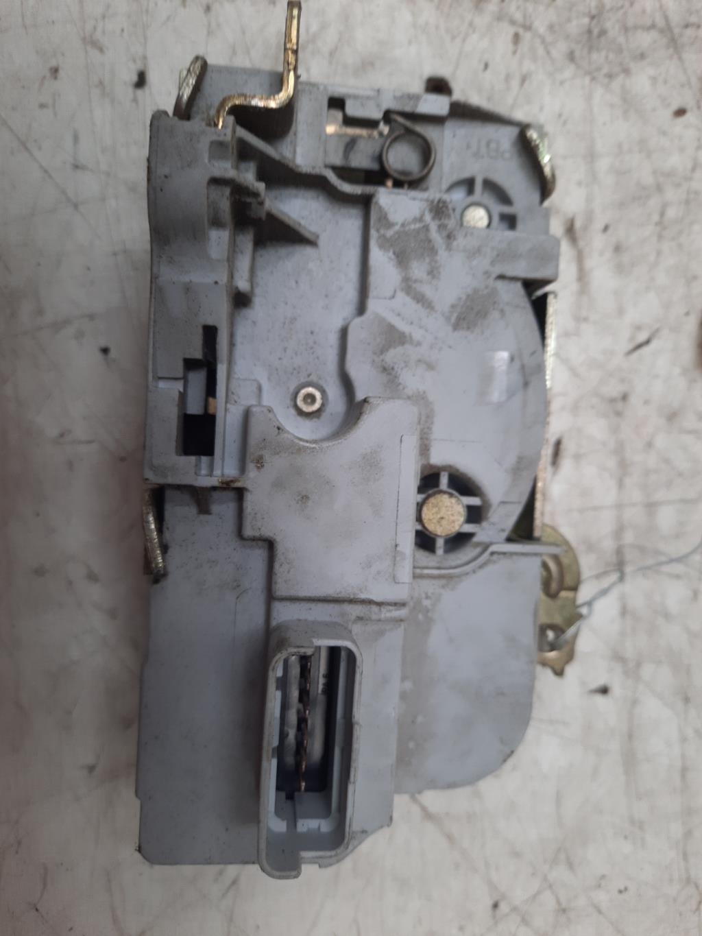 Chiusura centralizzata anteriore destra CITROEN C5 1 PHASE 2 Diésel - 1