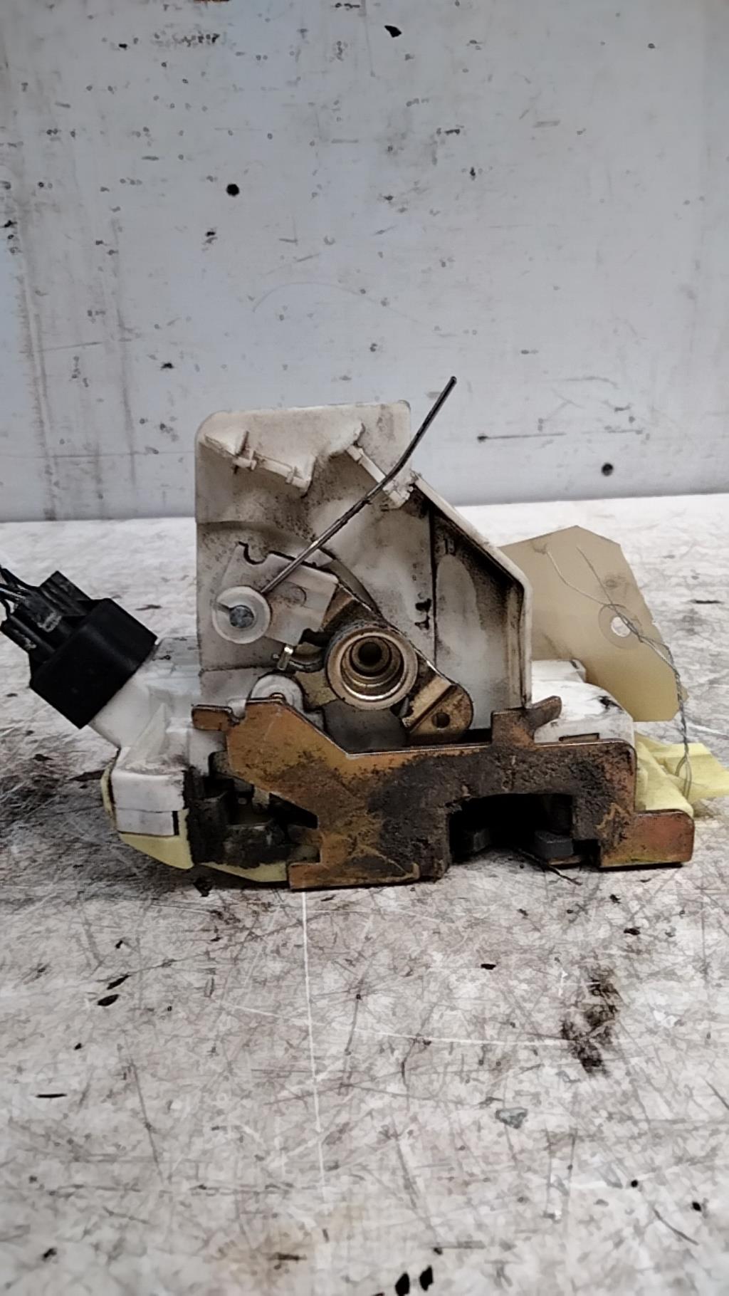 Chiusura centralizzata anteriore destra FORD FOCUS 1 Gasolina - 1