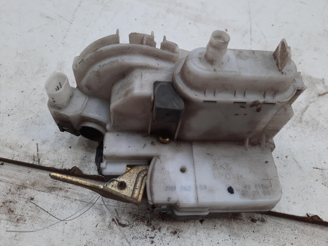 Chiusura centralizzata anteriore destra VOLKSWAGEN POLO 3 PHASE 2 Diésel - 1