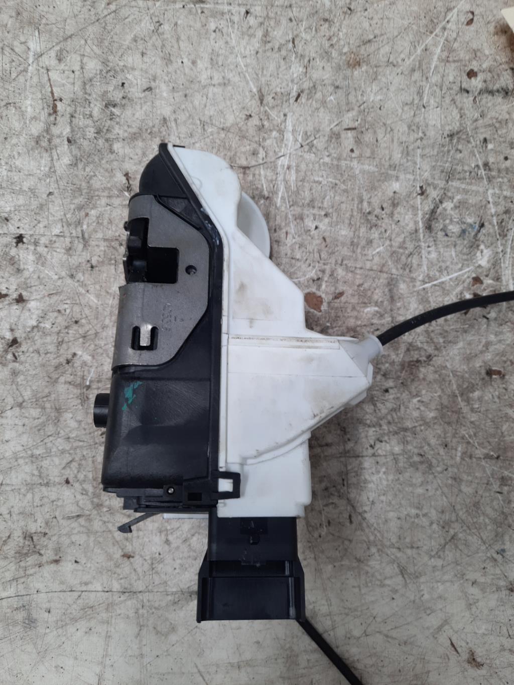 Chiusura centralizzata anteriore sinistra PEUGEOT 3008 1 PHASE 1 Diésel - 1
