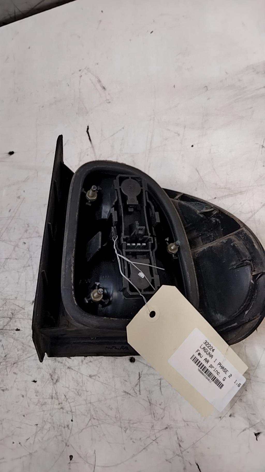 Fanale posteriore principale sinistro (luci) RENAULT LAGUNA 1 PHASE 2 Gasolina - 1