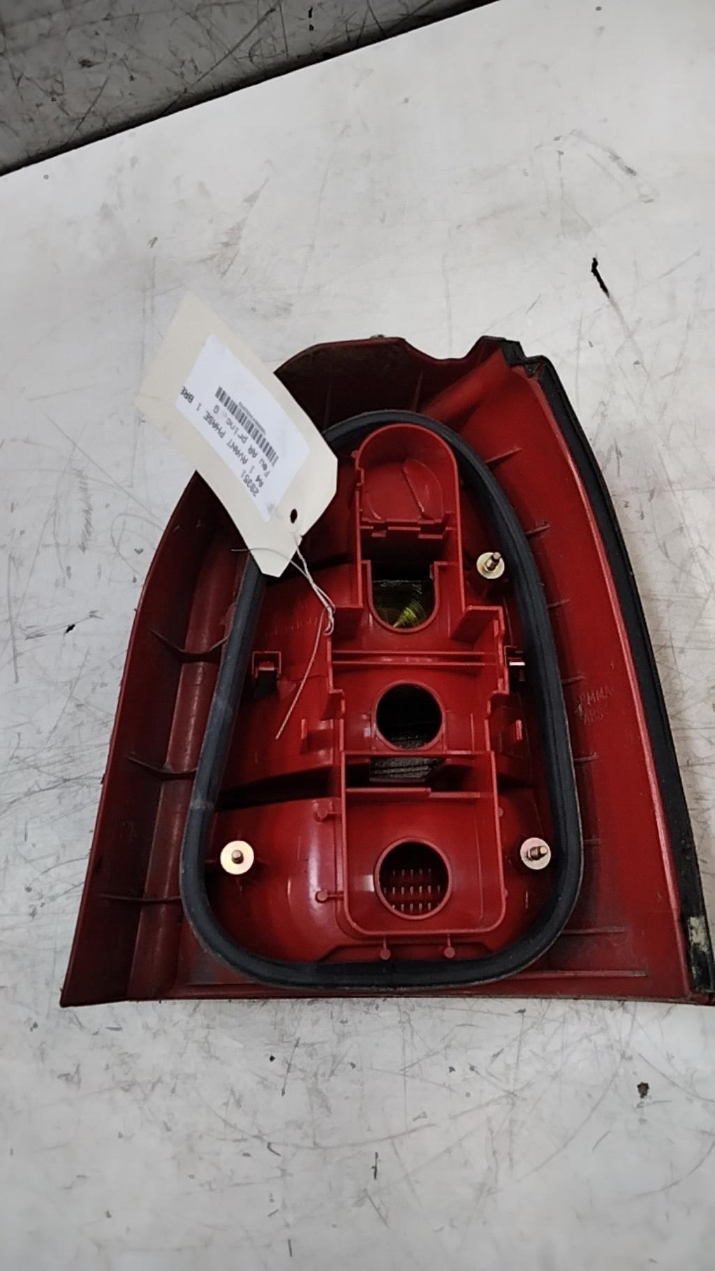 Fanale posteriore principale sinistro (luci) AUDI A4 1 AVANT PHASE 1 BREAK Gasolina - 1