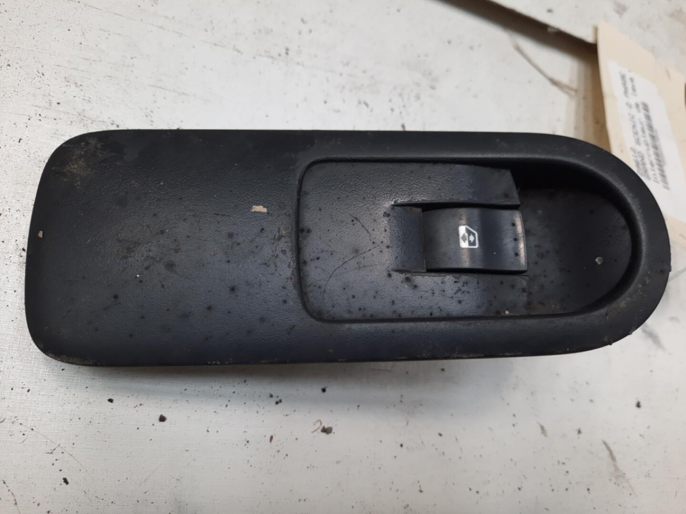 Interruttore lavacristalli anteriore destro RENAULT GRAND SCENIC 2 PHASE 1 Diésel - 1