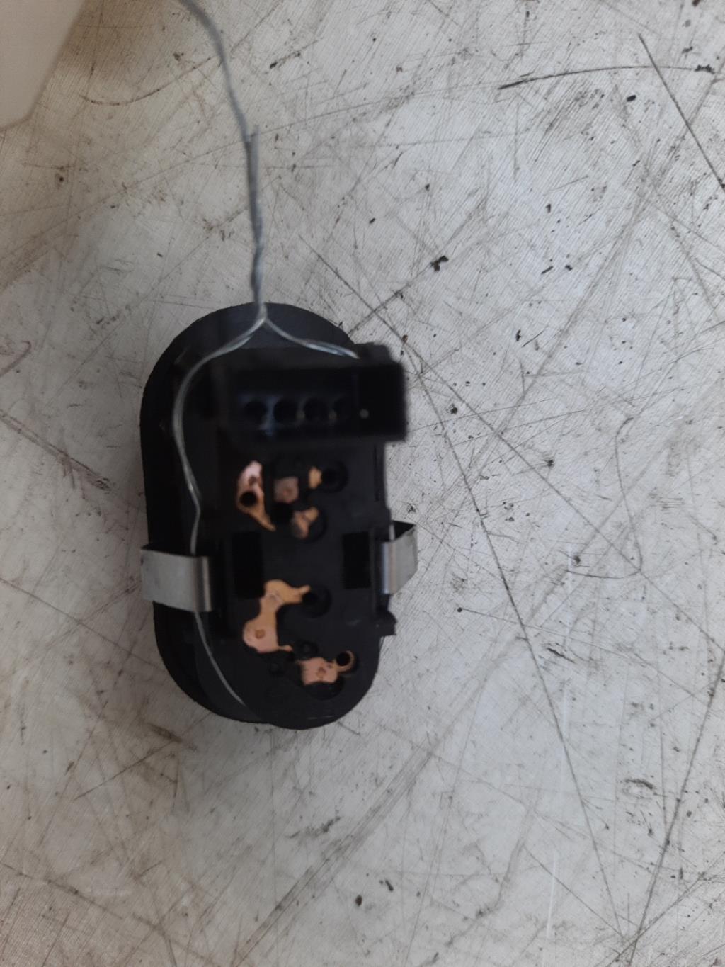 Interruttore lavacristalli anteriore destro OPEL ZAFIRA Diésel - 1