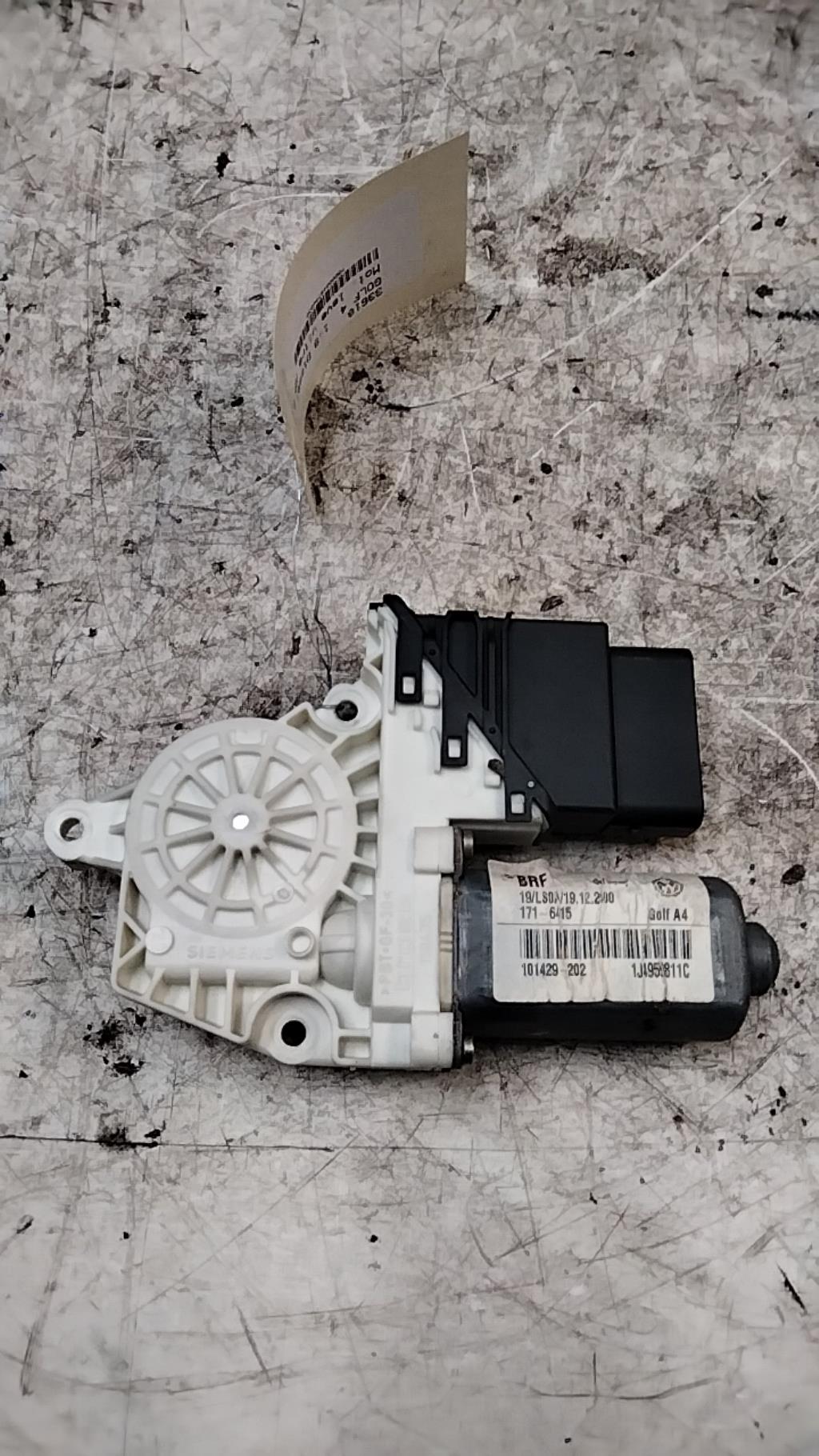 Motore alzacristalli posteriore sinistro VOLKSWAGEN GOLF 4 Diésel - 1