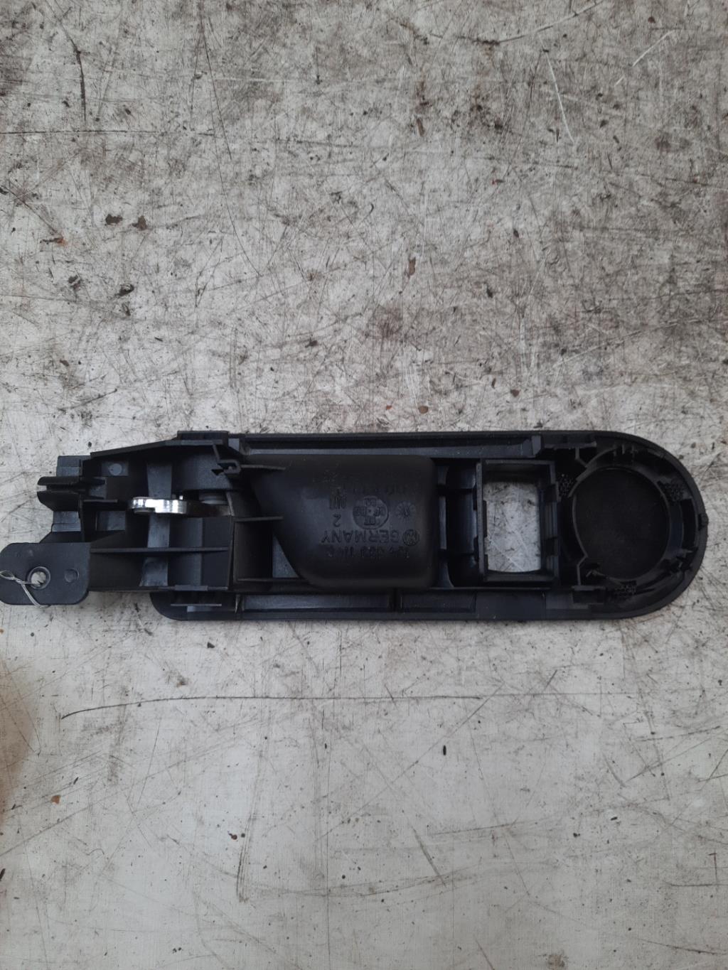 Maniglia interna posteriore destra VOLKSWAGEN GOLF 4 Diésel - 1
