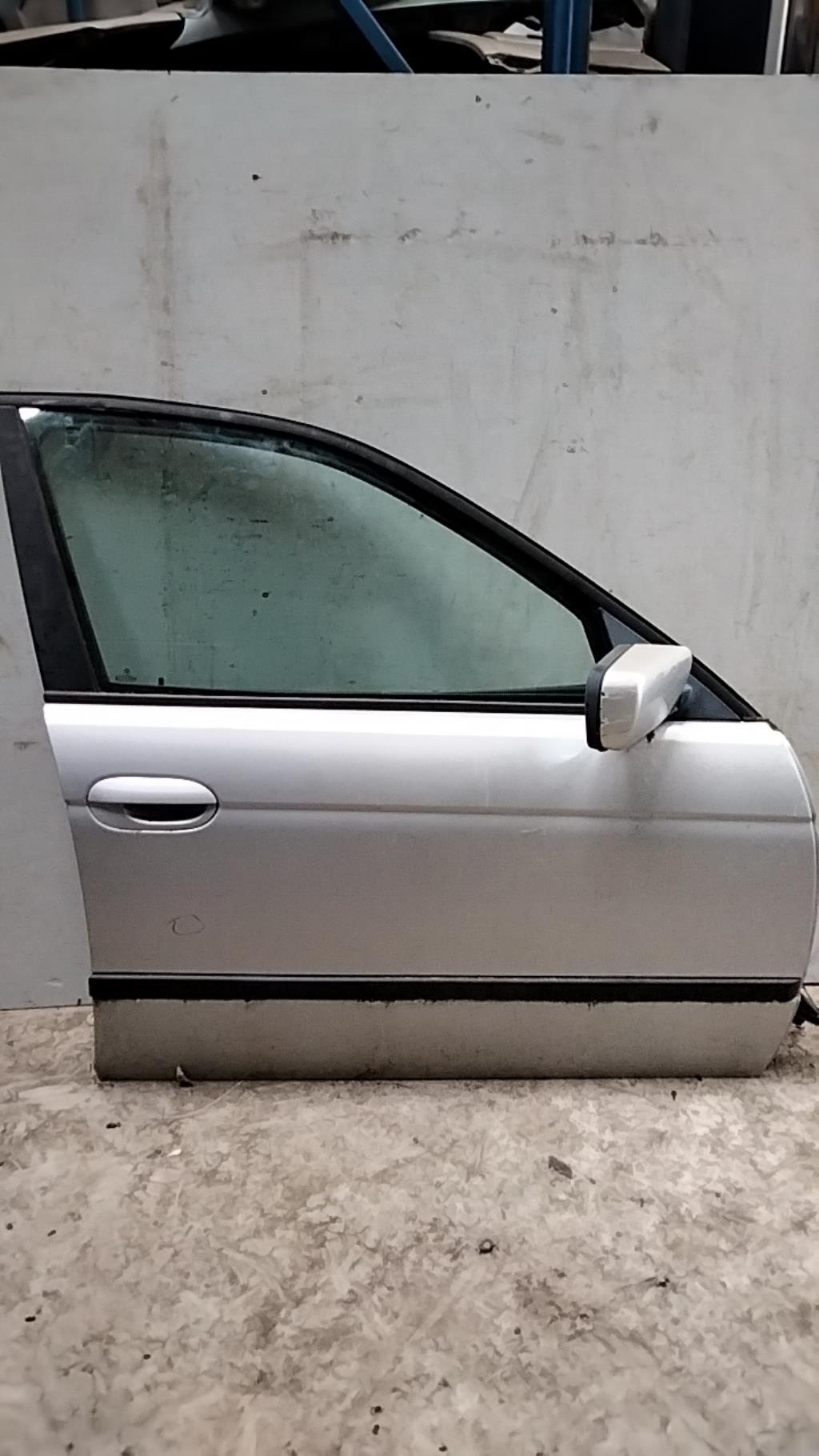 Portiera anteriore destra BMW SERIE 5 E39 TOURING PHASE 1 BREAK Diésel - 1