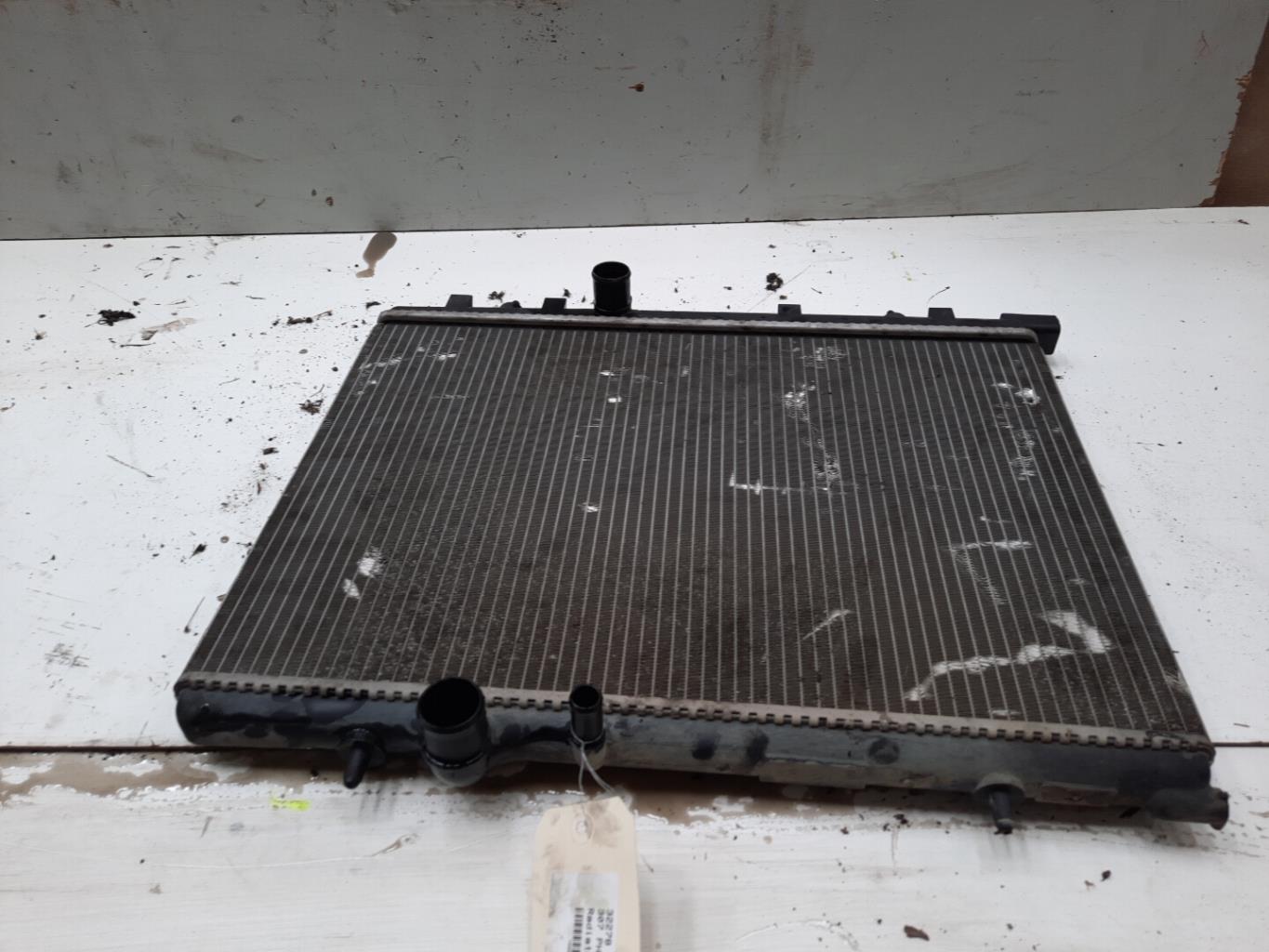 Radiateur eau PEUGEOT 307 PHASE 1 Essence - 1