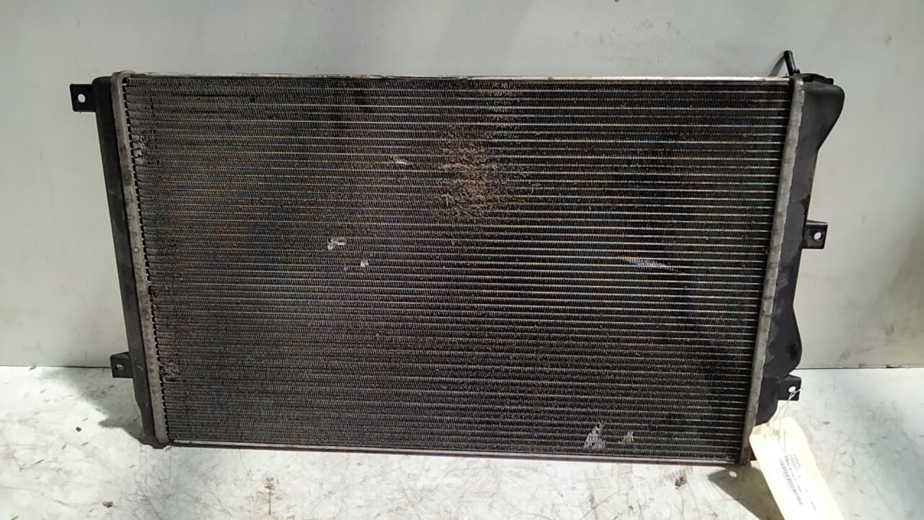 Radiateur eau VOLKSWAGEN PASSAT 5 Diesel - 1