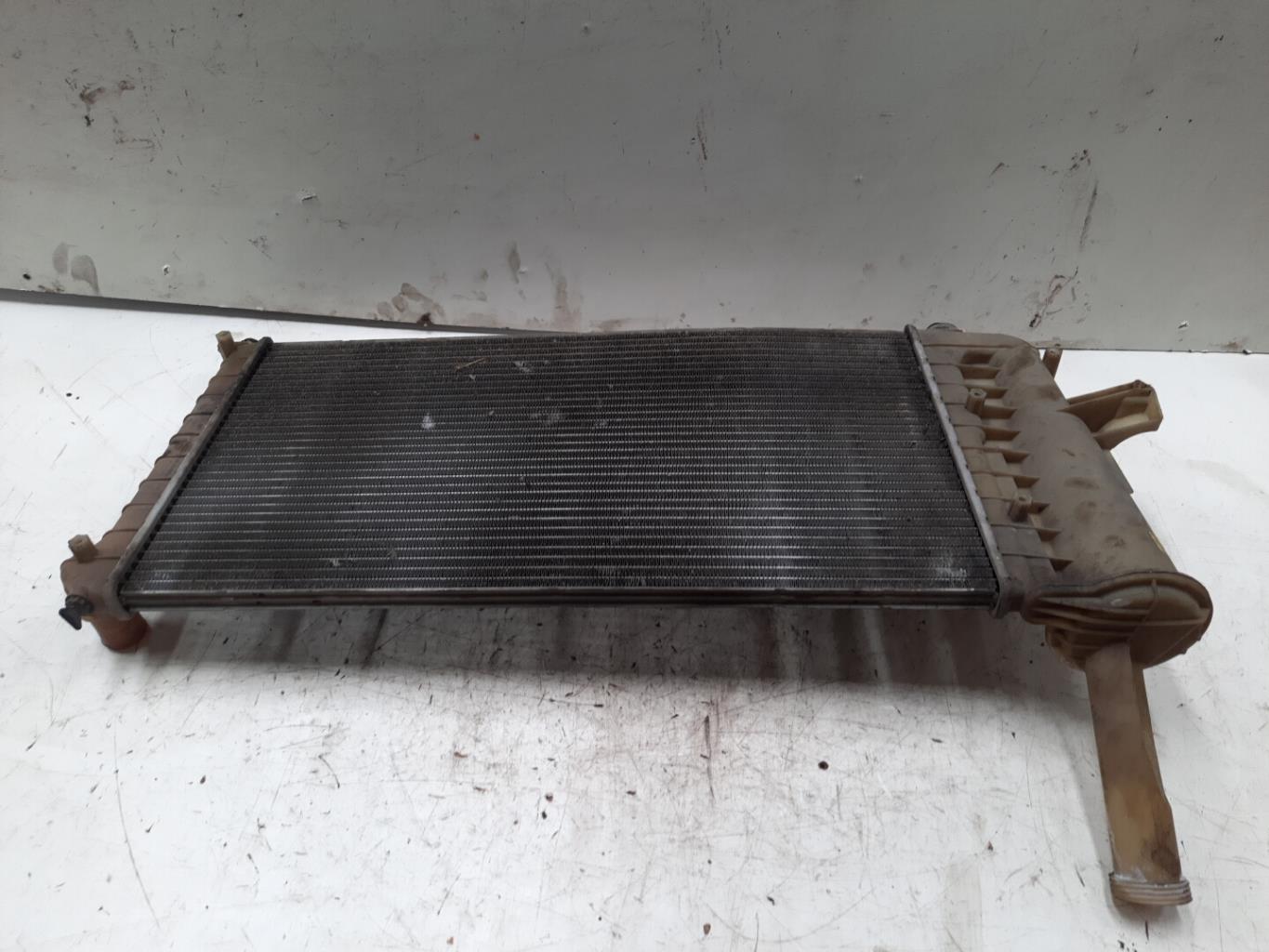 Radiateur eau FIAT PUNTO 2 PHASE 1 Essence - 1