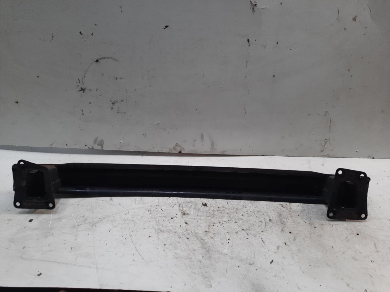 Traversa rinforzo paraurti posteriore VOLKSWAGEN PASSAT 5 Diésel - 1
